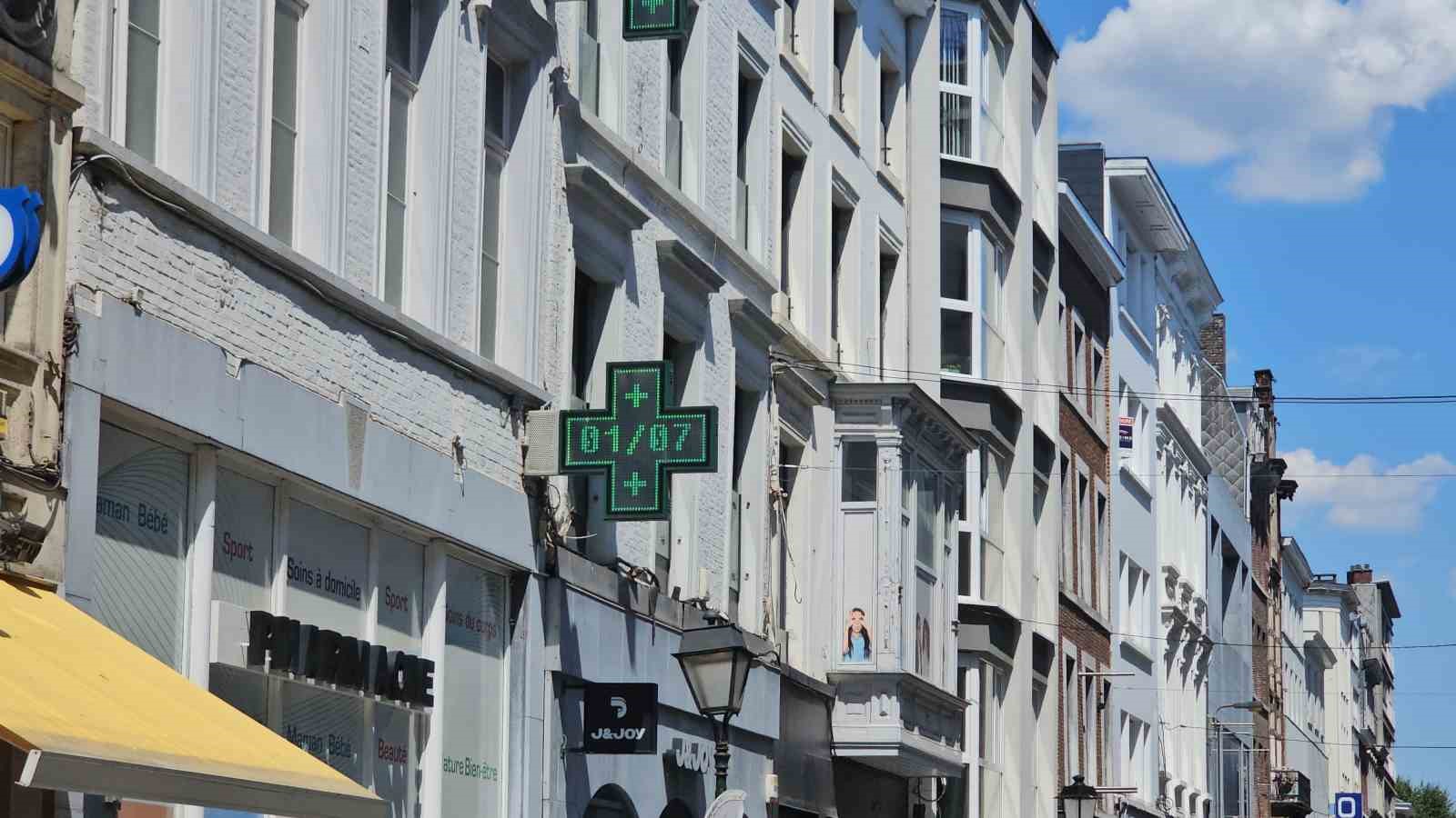 Belçika’da termometreler 42 dereceyi gösterdi 