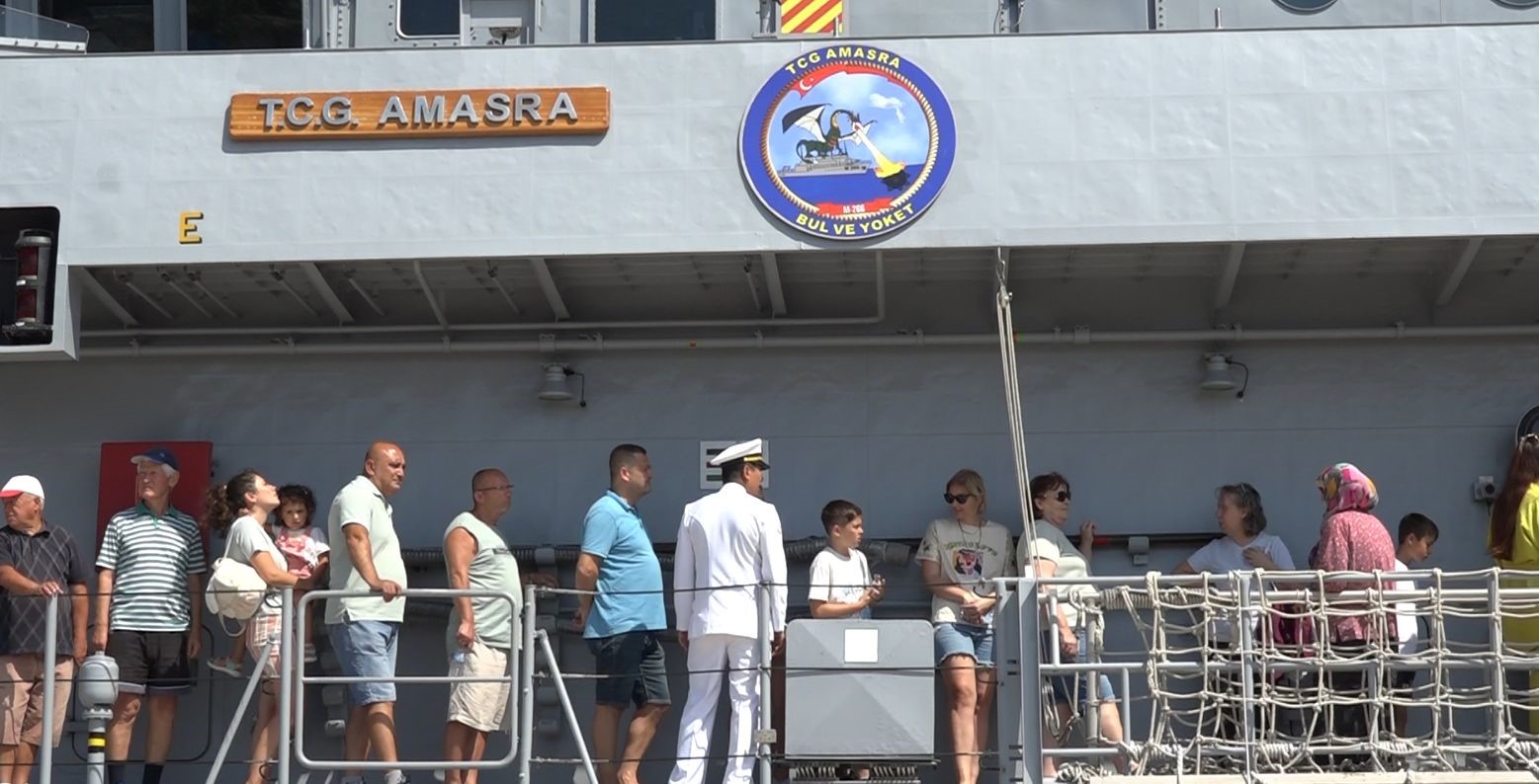 TCG Amasra gemisi İğneada’da vatandaşların ziyaretine açıldı 