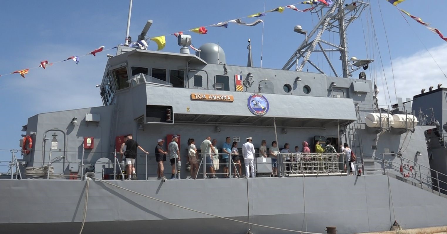 TCG Amasra gemisi İğneada’da vatandaşların ziyaretine açıldı 