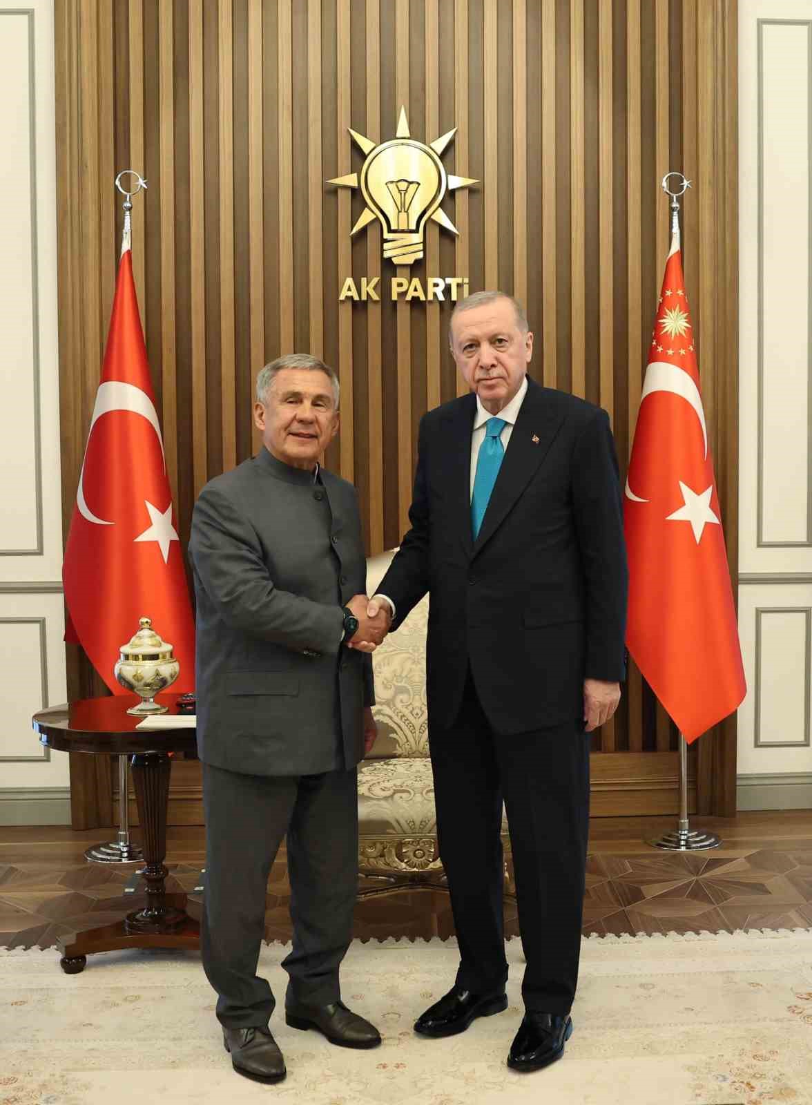 Cumhurbaşkanı Erdoğan, Tataristan Cumhurbaşkanı Minnihanov ile görüştü 