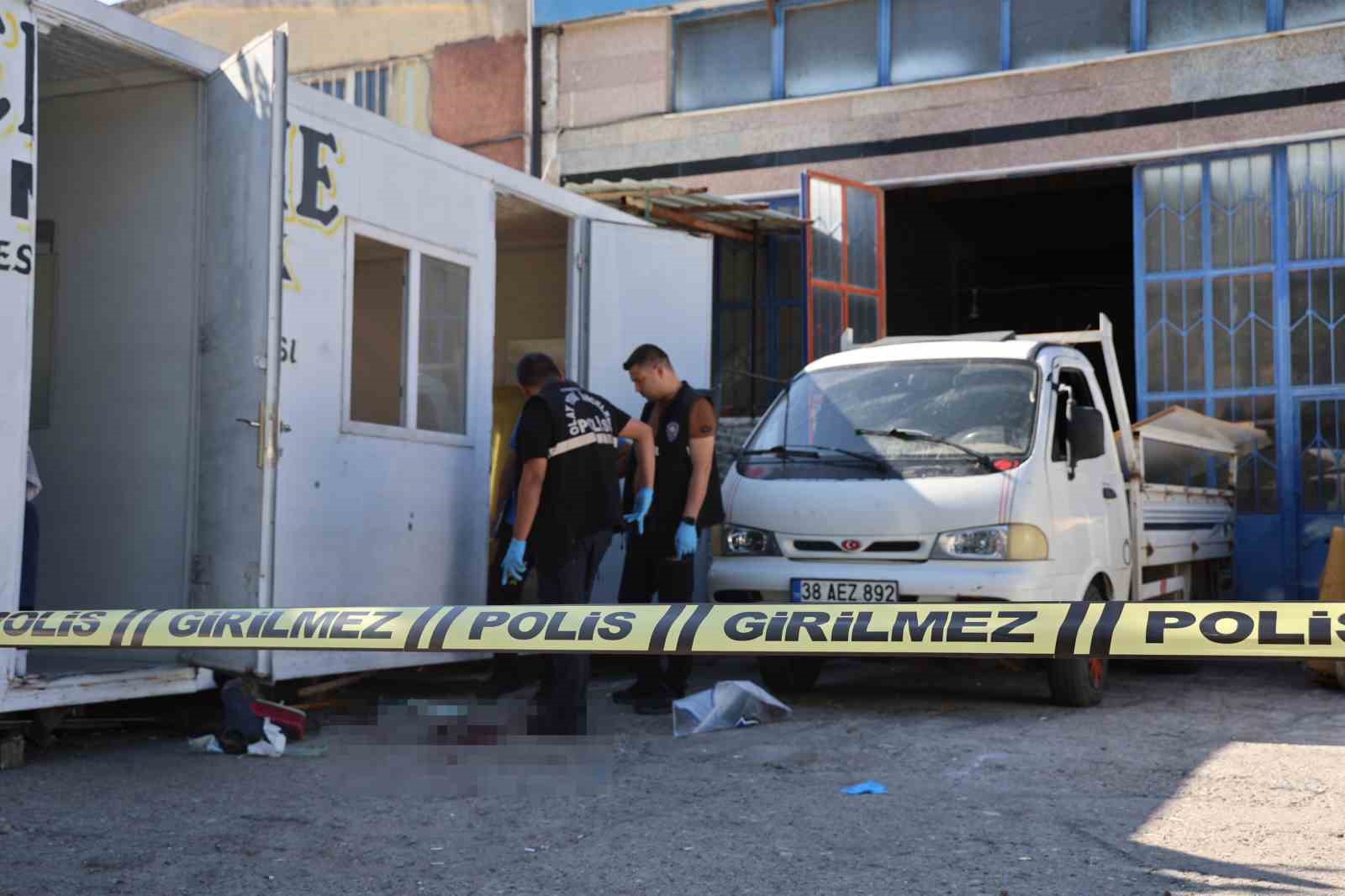 Nevşehir’de alacak verecek kavgası kanlı bitti: 1 yaralı 