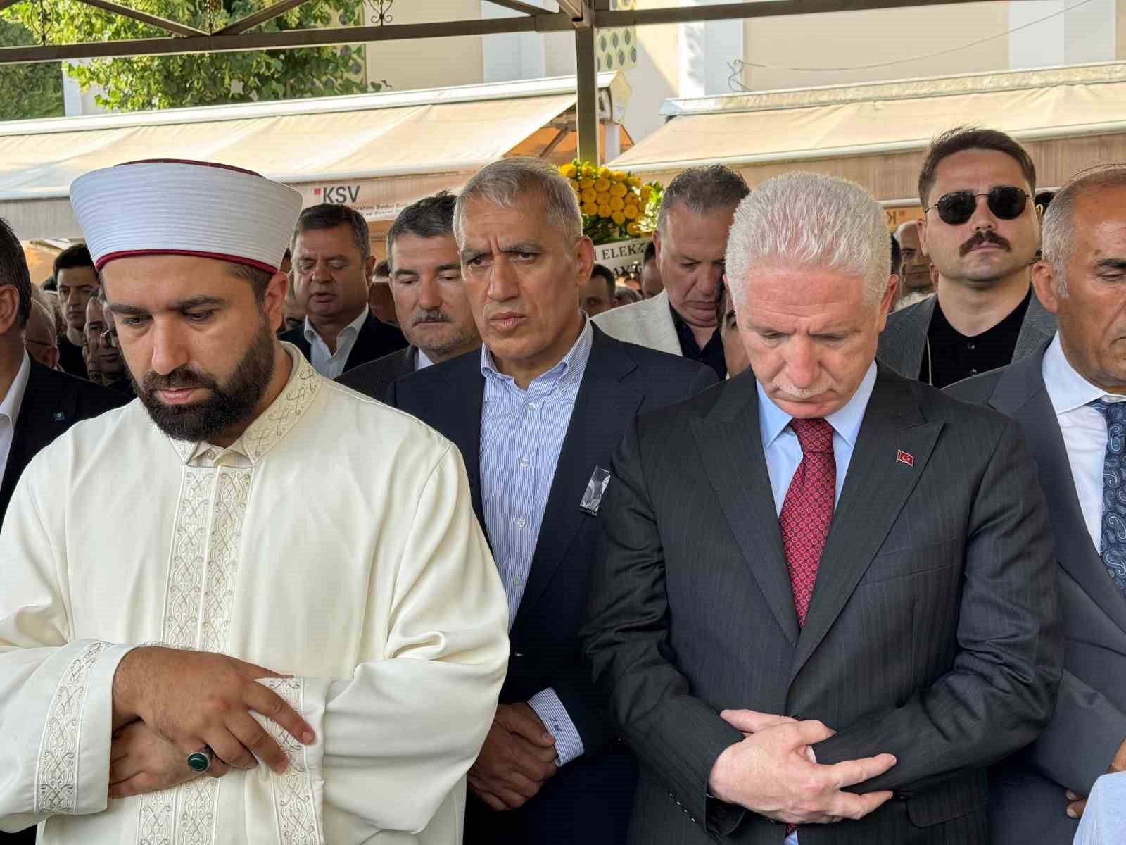 Altınbaş Holding Onursal Başkanı Ali Altınbaş son yolculuğuna uğurlandı 