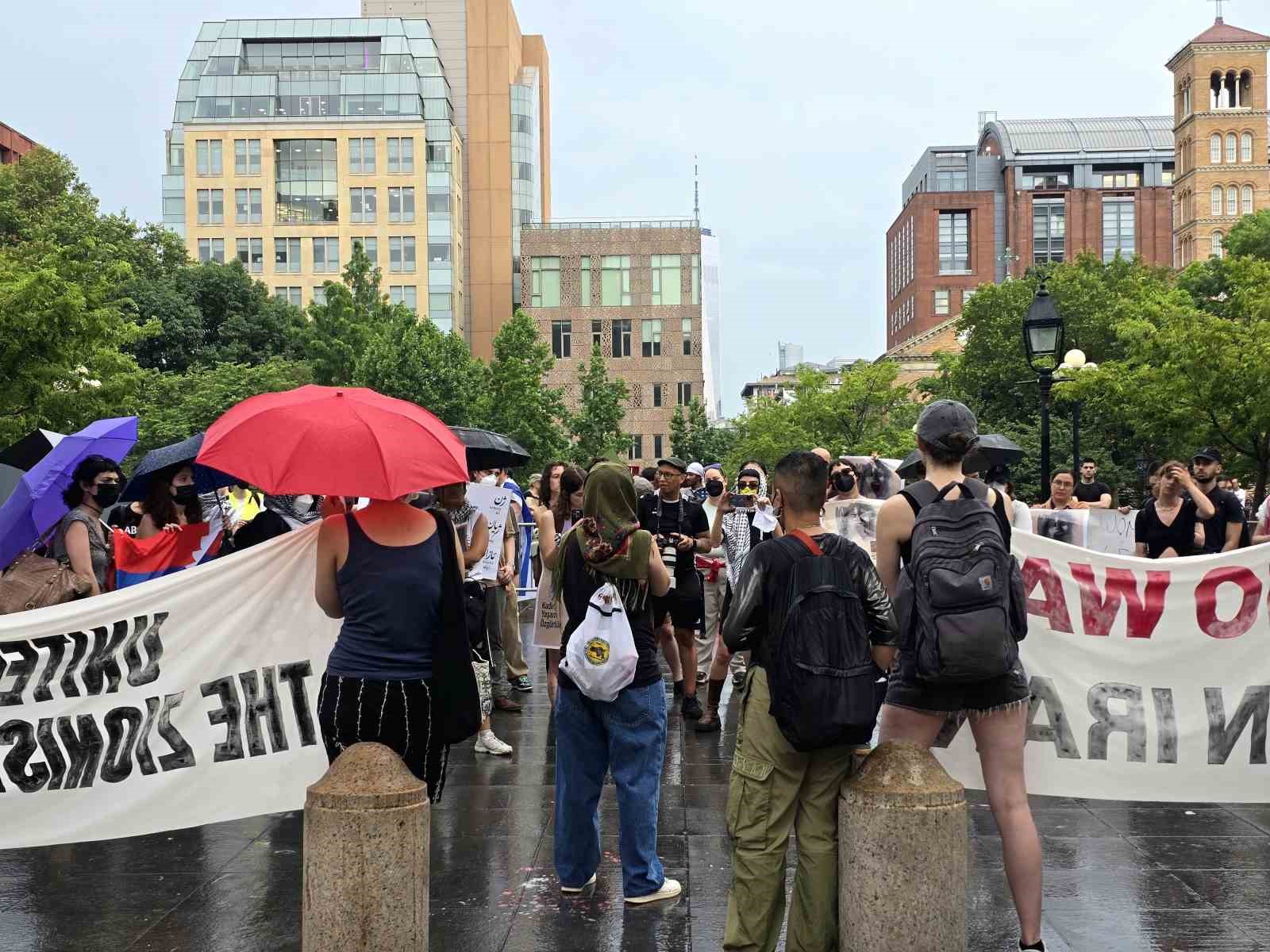 New York’ta Trump ve Netanyahu karşıtı protesto: 