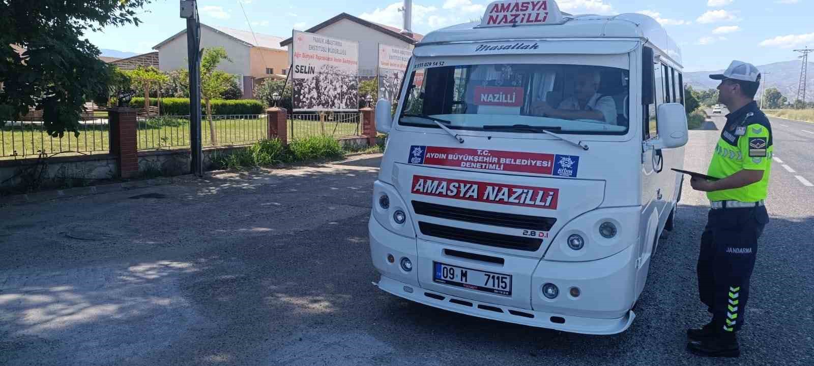 Emniyet kemerinin önemine dikkat çekildi 