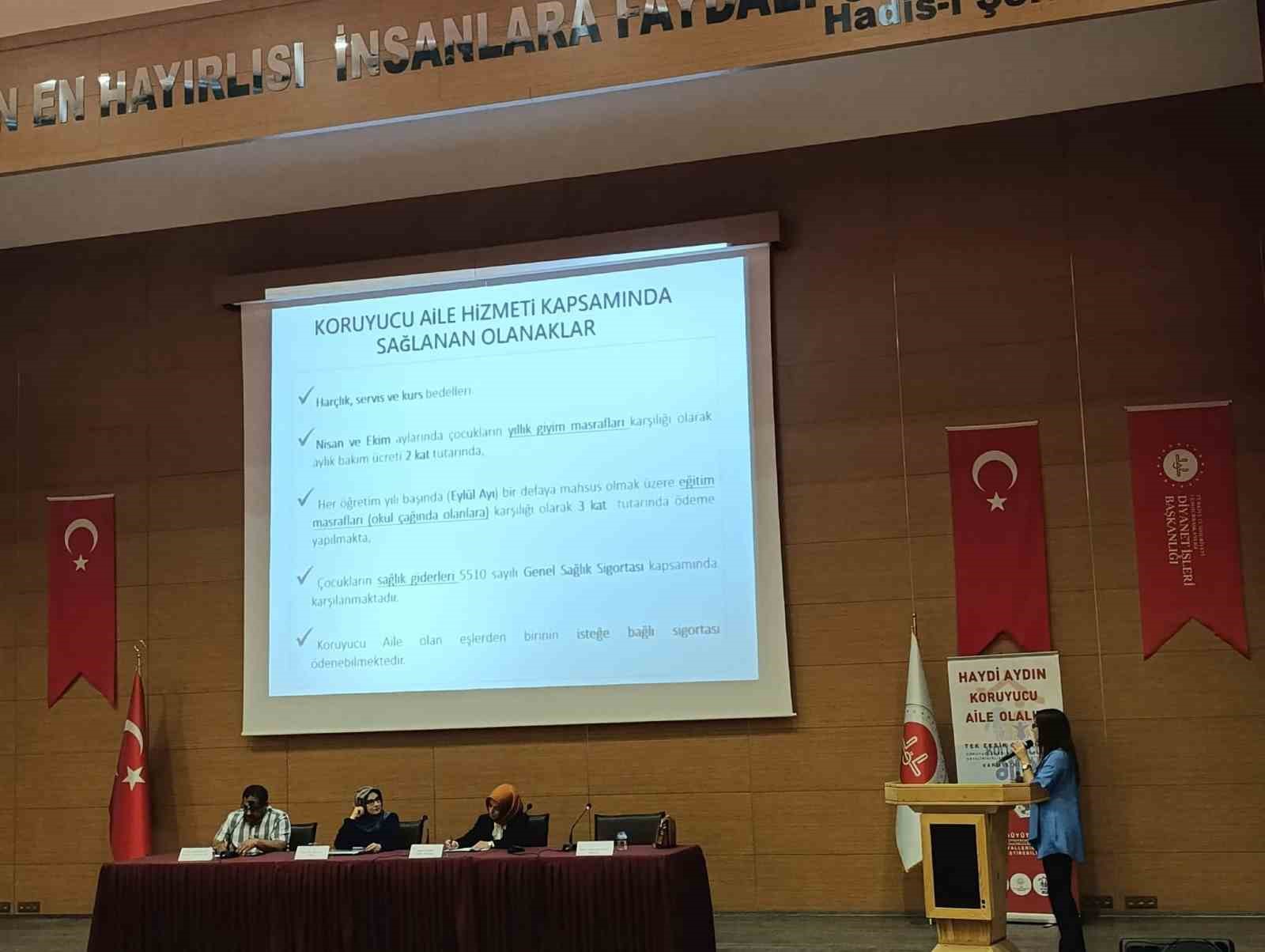 Aydın’da Koruyucu Aile Paneli düzenlendi 