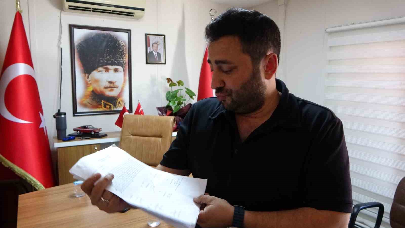 Üsküdar’da mahalleliden belediyeye tepki: 