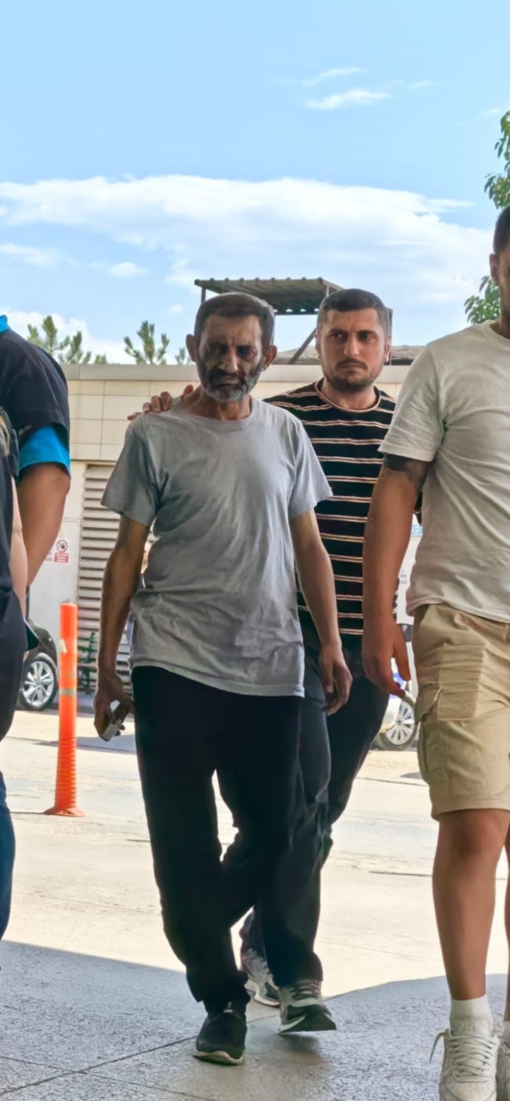 Uyuşturucu taciri kıskıvrak yakalandı 