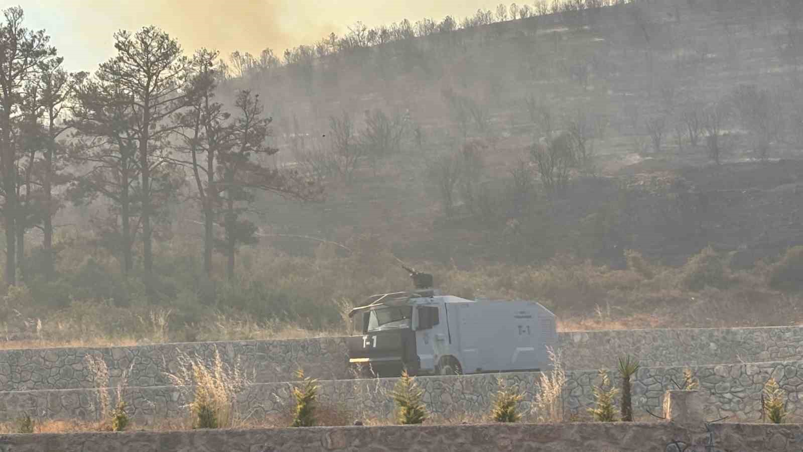 Kocaeli Büyükşehir Belediye Başkanı Büyükakın, orman yangınındaki son durumu açıkladı 