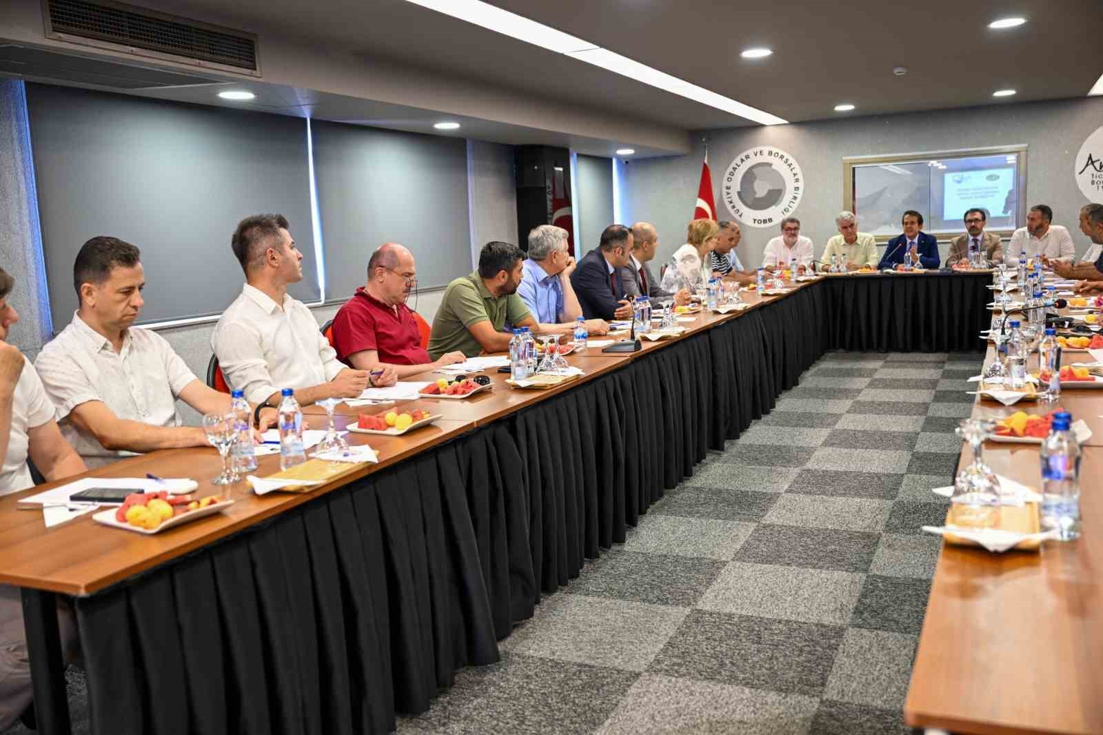Antalya’da lisanslı depoculuk için ilk adım 