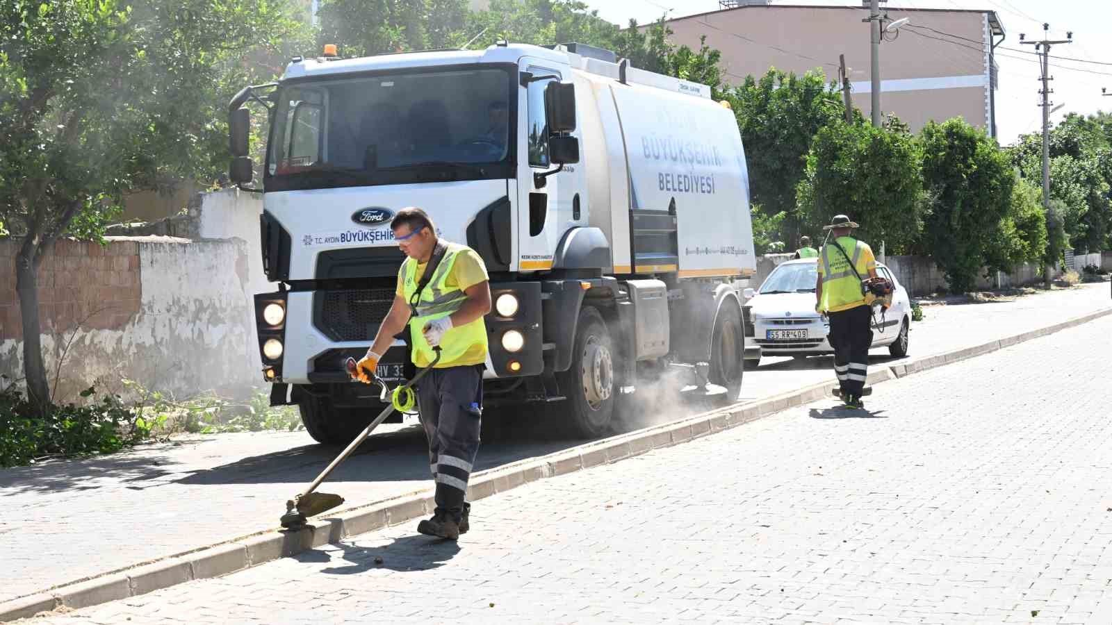 Umurlu’da temizlik çalışması 