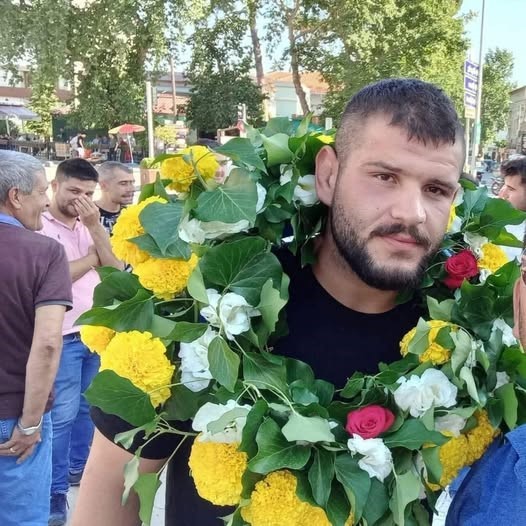 Sındırgılı güreşçi Burak Bozkurt kalp krizine yenik düştü 
