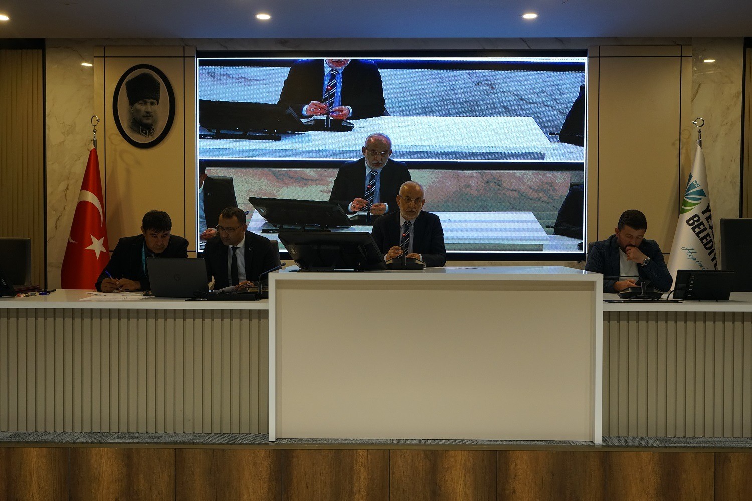 Yeşilyurt’ta imar planı değişiklikleri meclisten geçti 