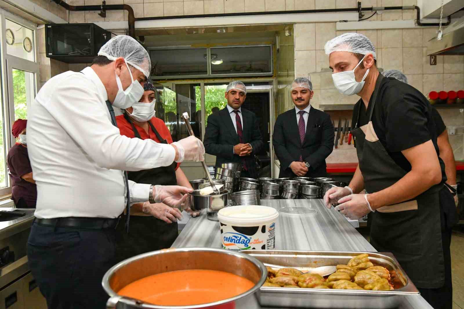 Tunceli’de 228 haneye ücretsiz sıcak yemek hizmeti 