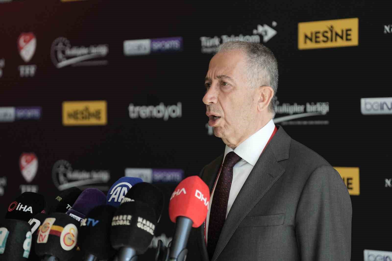 Metin Öztürk: 