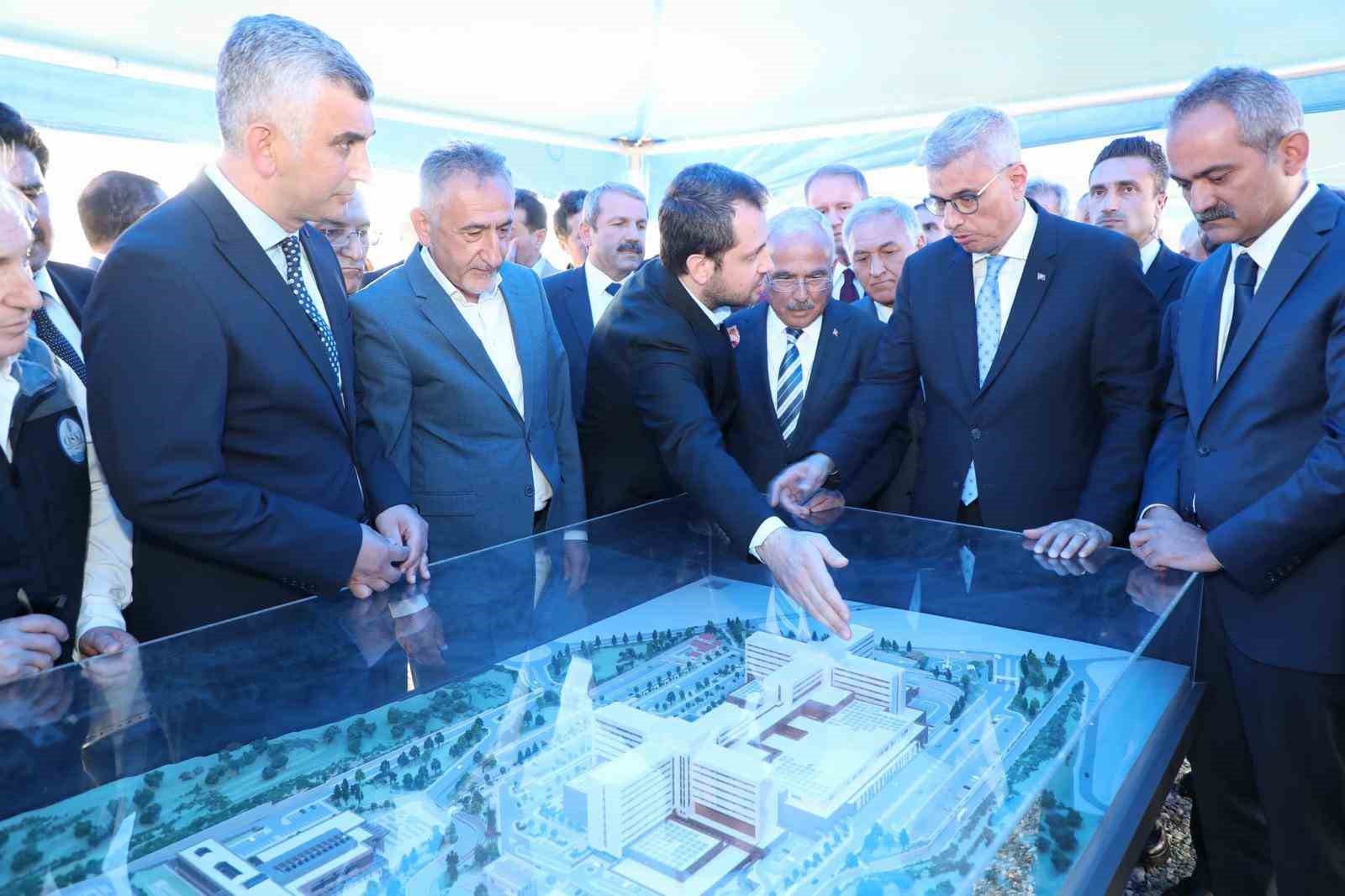 Bakan Memişoğlu: 