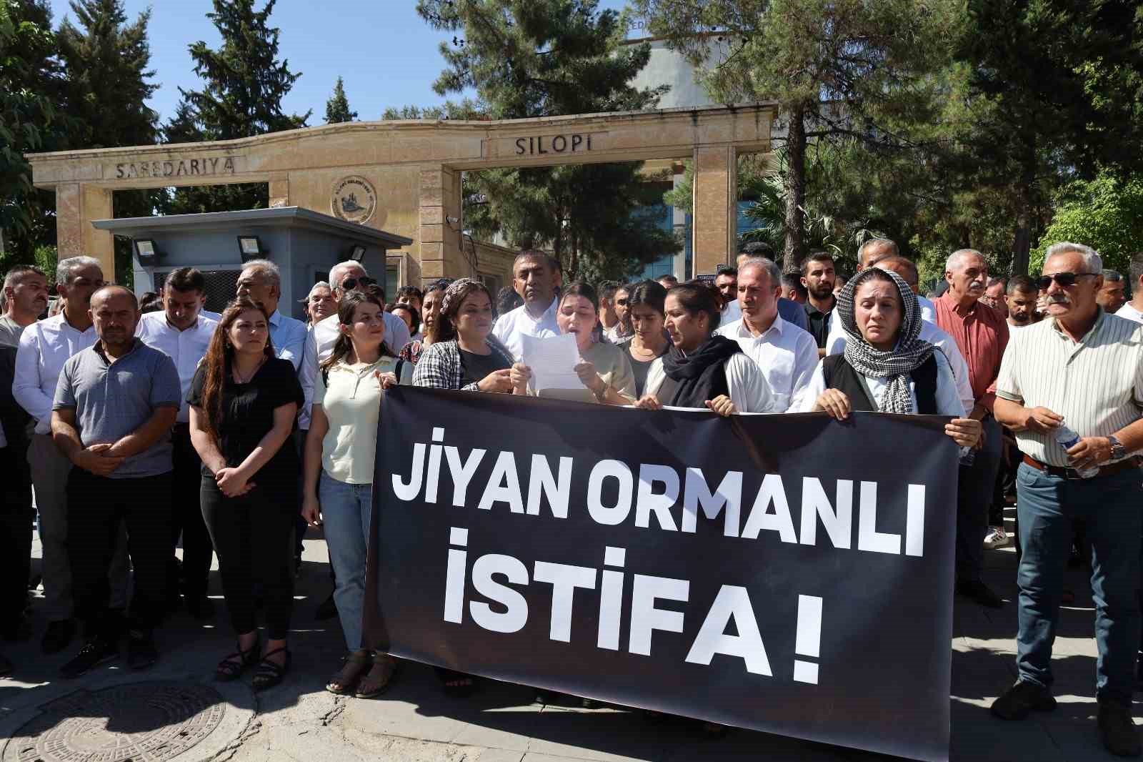 Silopi’de DEM Parti yürüyüşüne tepki gösteren bir kişi darbedildi 