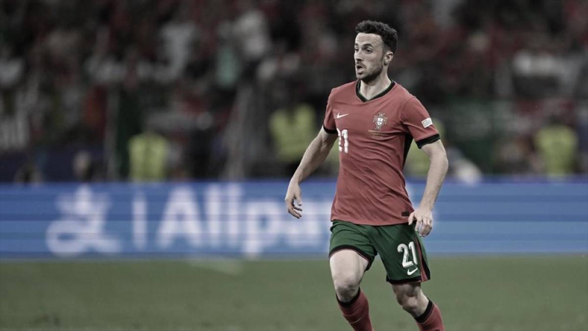 Liverpool’un Portekizli futbolcusu Diogo Jota, trafik kazasında hayatını kaybetti