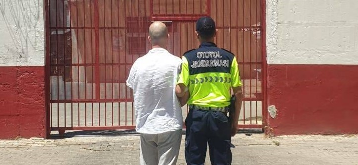 Aydın’da JASAT timleri aranan şahıslara göz açtırmıyor 