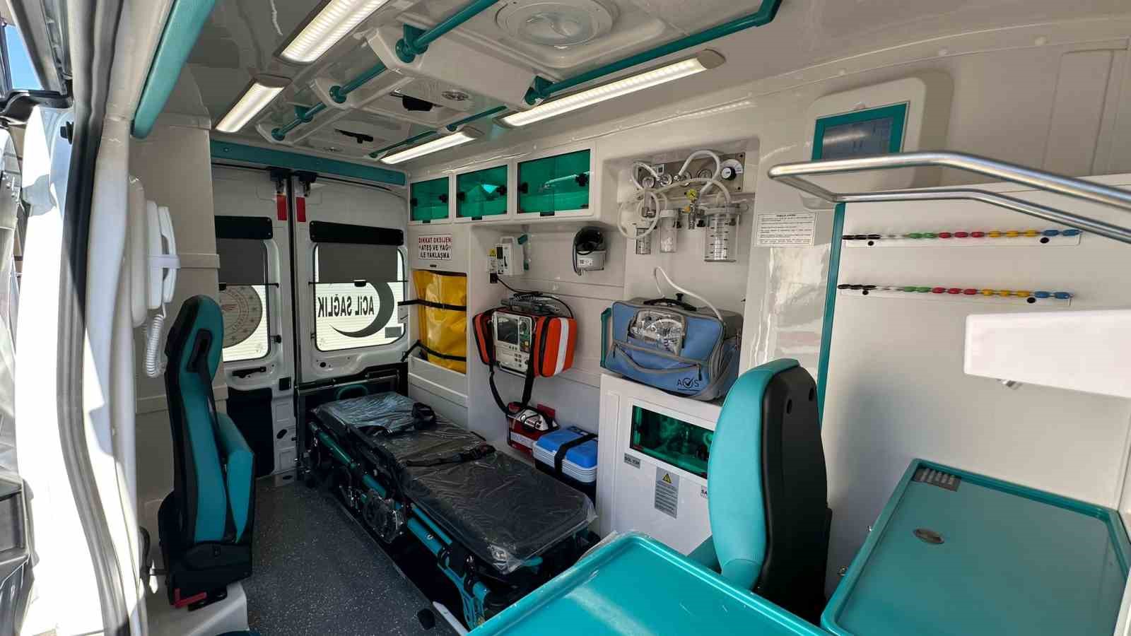 Düzce’ye yeni tam donanımlı ambulans tahsis edildi 