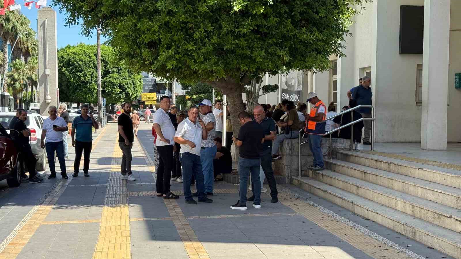 Adana Büyükşehir Belediyesi’nde arama tamamlandı 