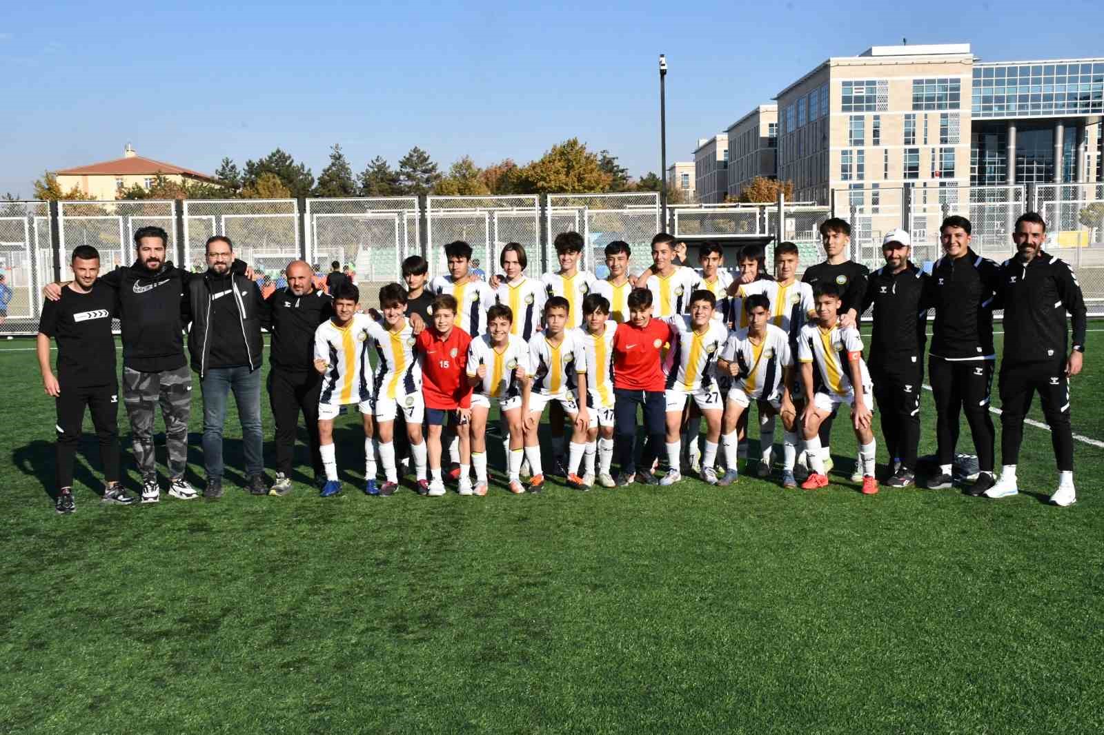 Kayseri amatöründe bir sezonun ardından 