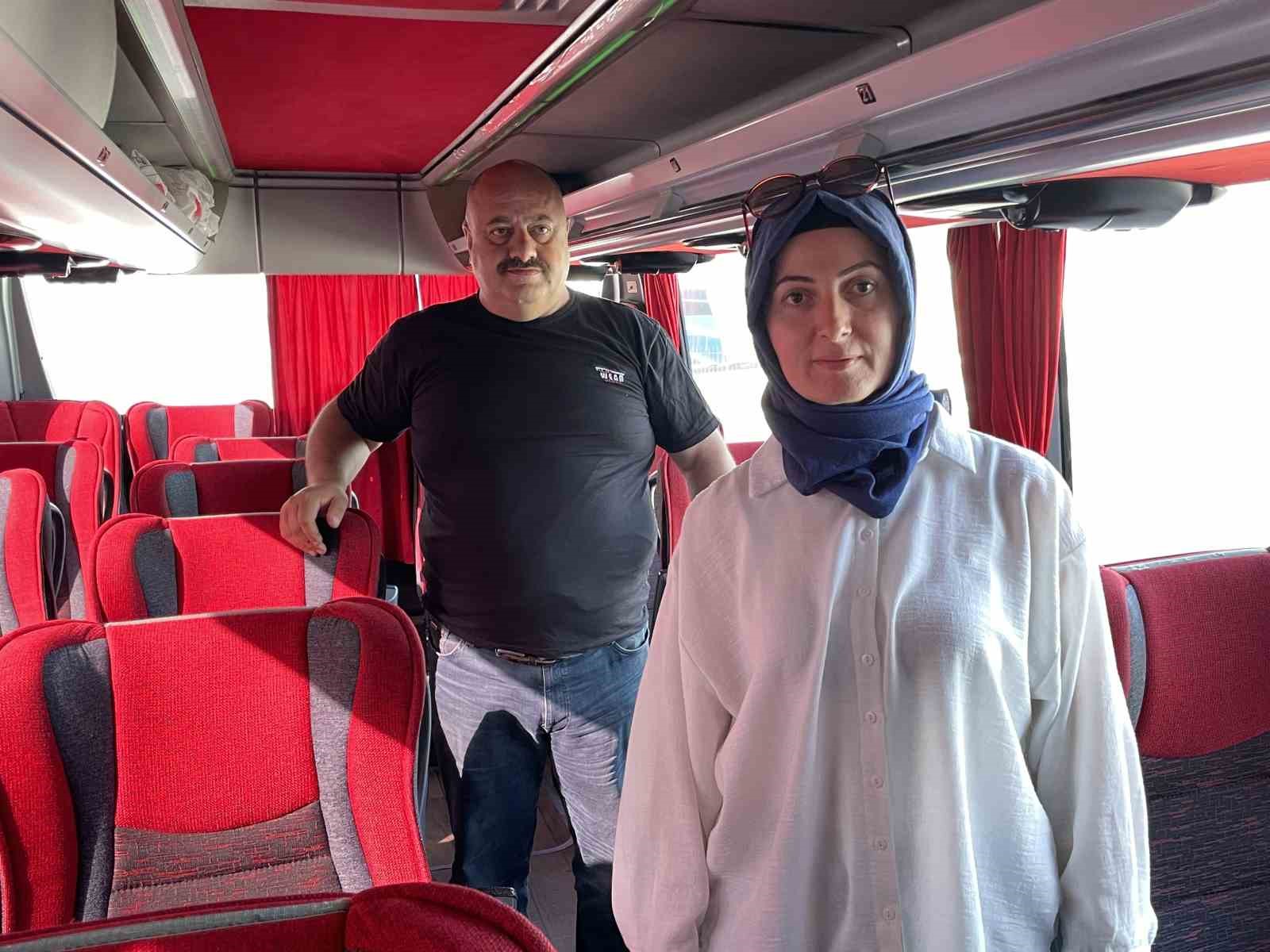 Hayalini gerçekleştirdi, kocası ile aynı otobüste şoförlük yapıyor 