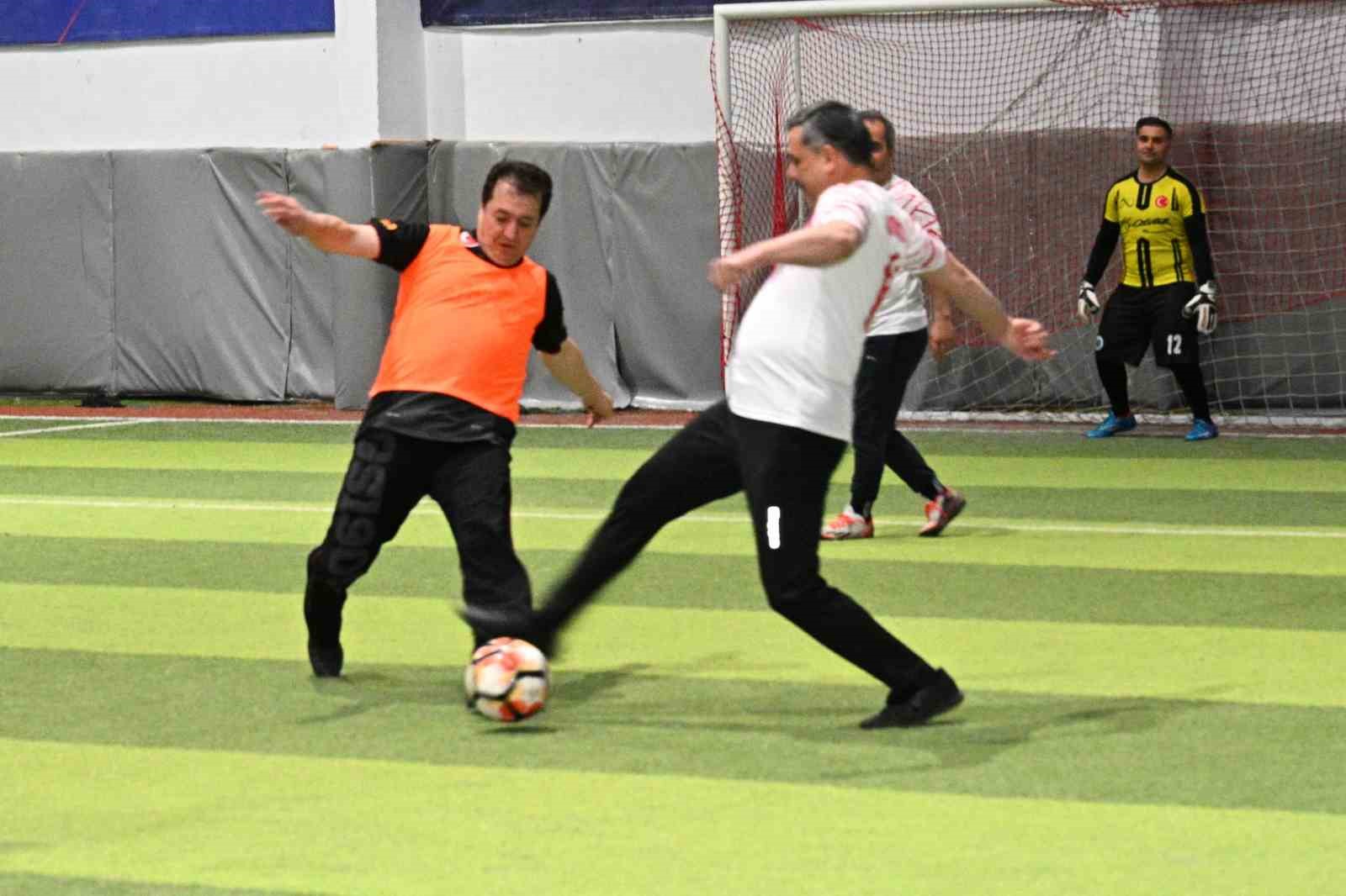 Erzurum protokolü ve medya mensupları 