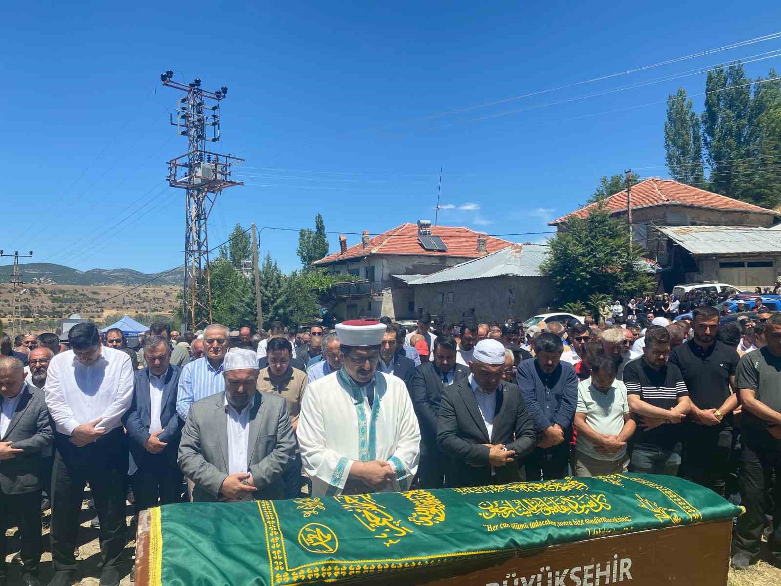 Ankara’da 15 Temmuz şehidinin babası defnedildi 