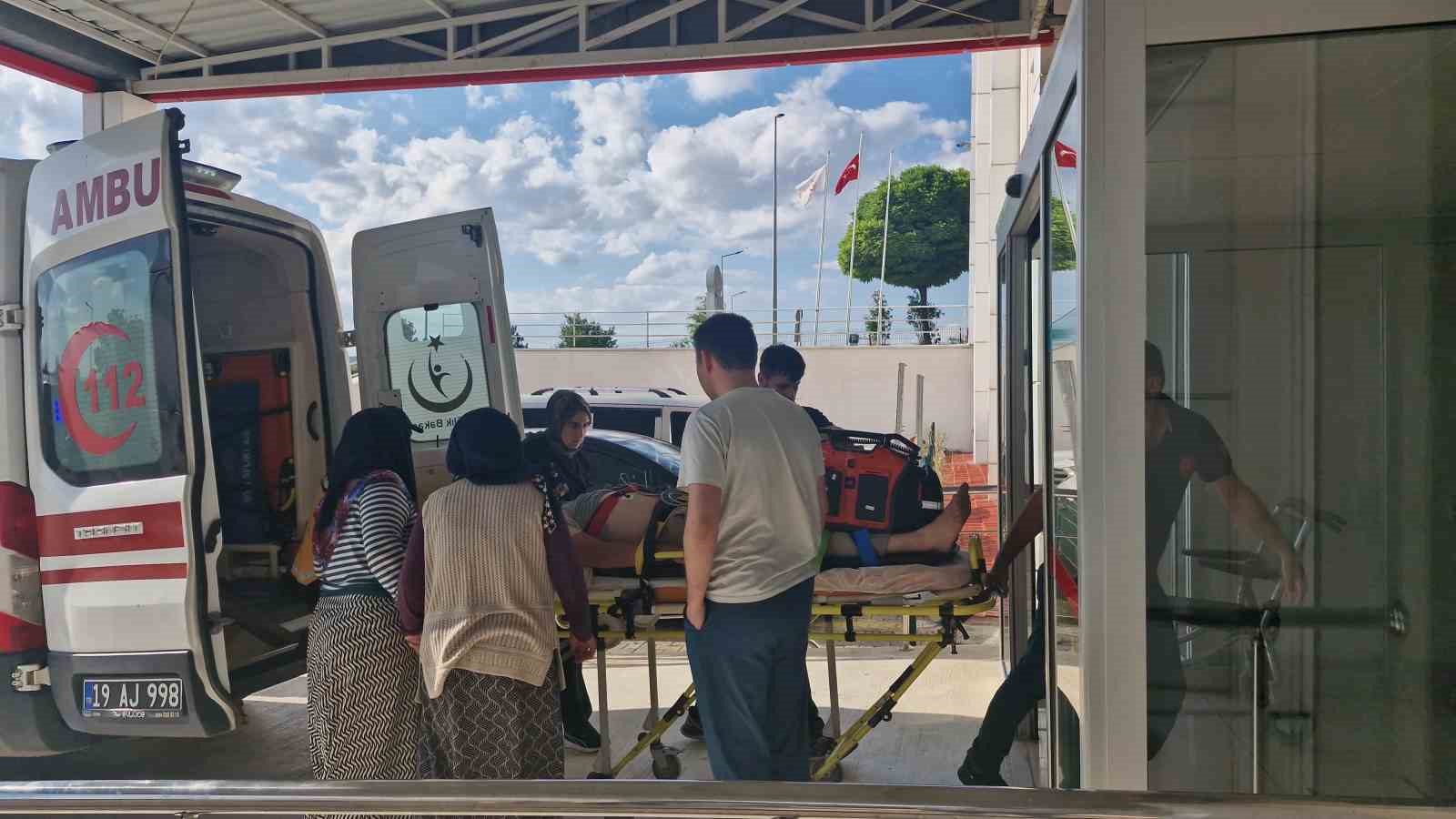 Yoldan çıkan otomobil tarlaya uçtu :1 yaralı 