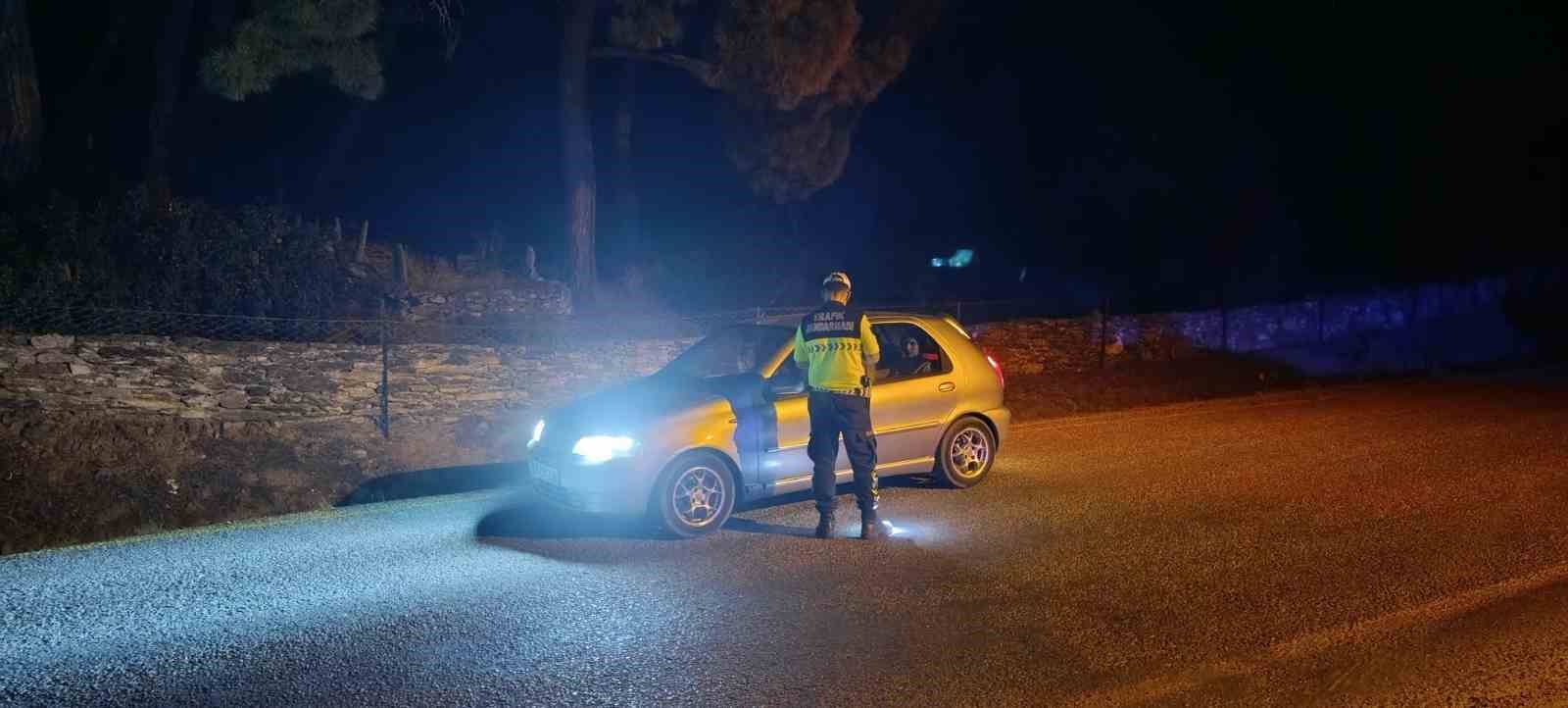 Çine’de jandarma ekiplerinden gece yarısı ’Şok’ uygulama