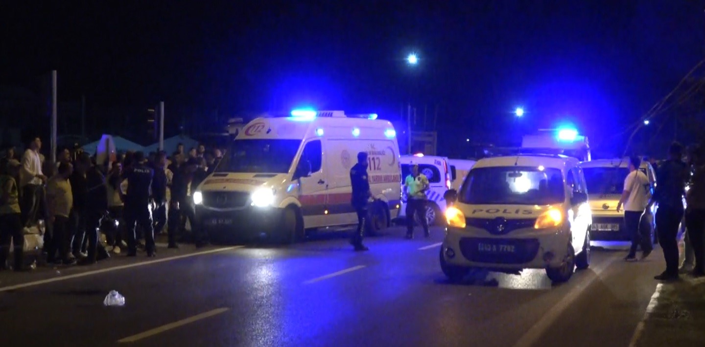 Kütahya’da iki motosiklet çarpıştı: 2’si ağır 4 yaralı 