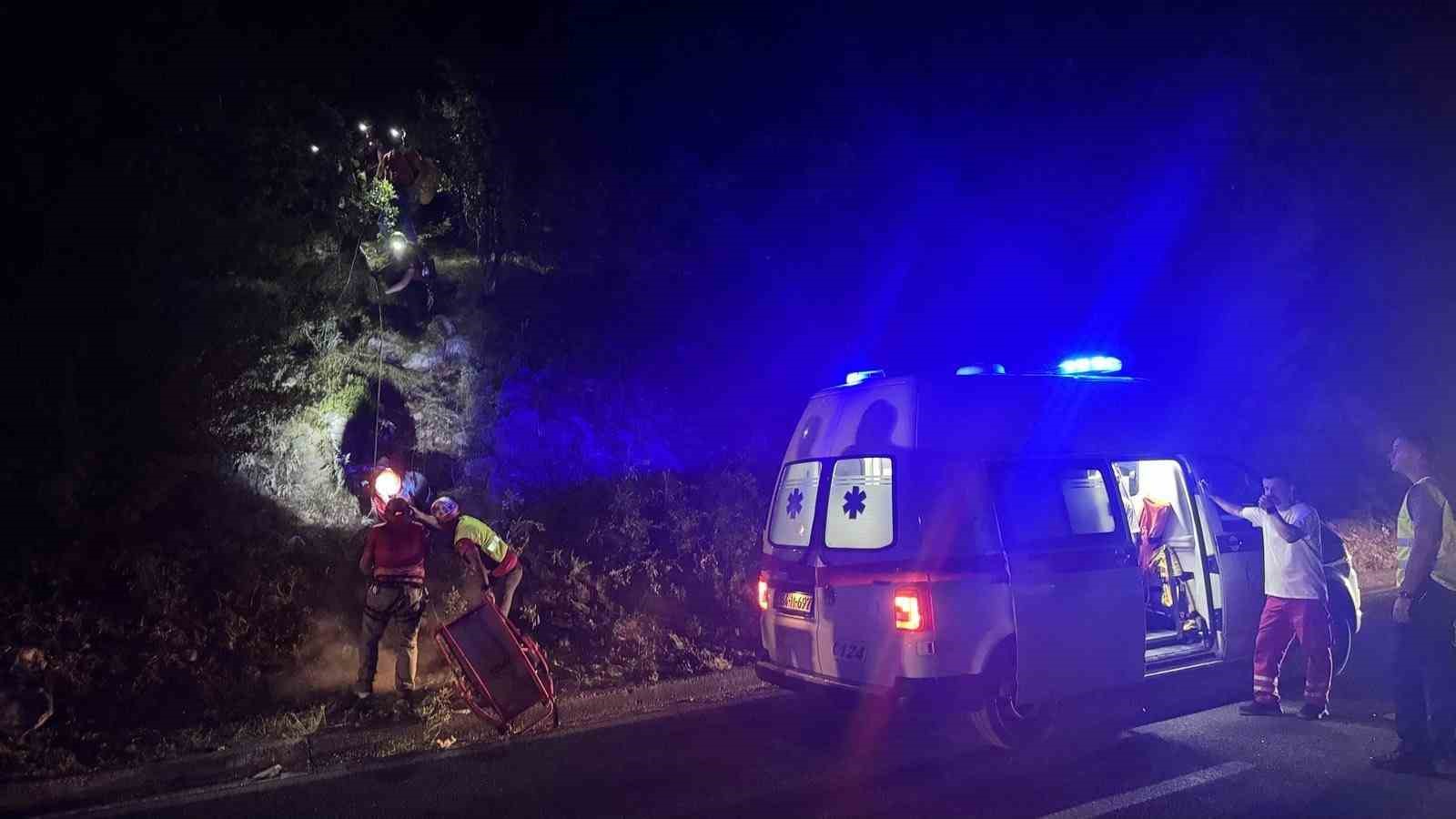 Bosna Hersek’te dağda kaybolan Türk grup son anda kurtarıldı 