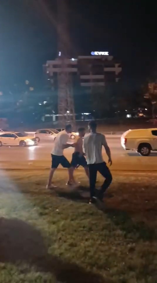 Bursa’da Kültür Yolu Festivali’nde arbede 
