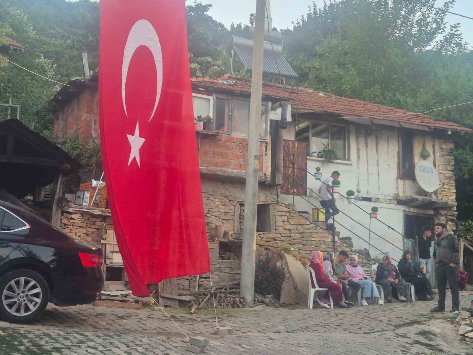 Şehit ateşi Balıkesir’e düştü