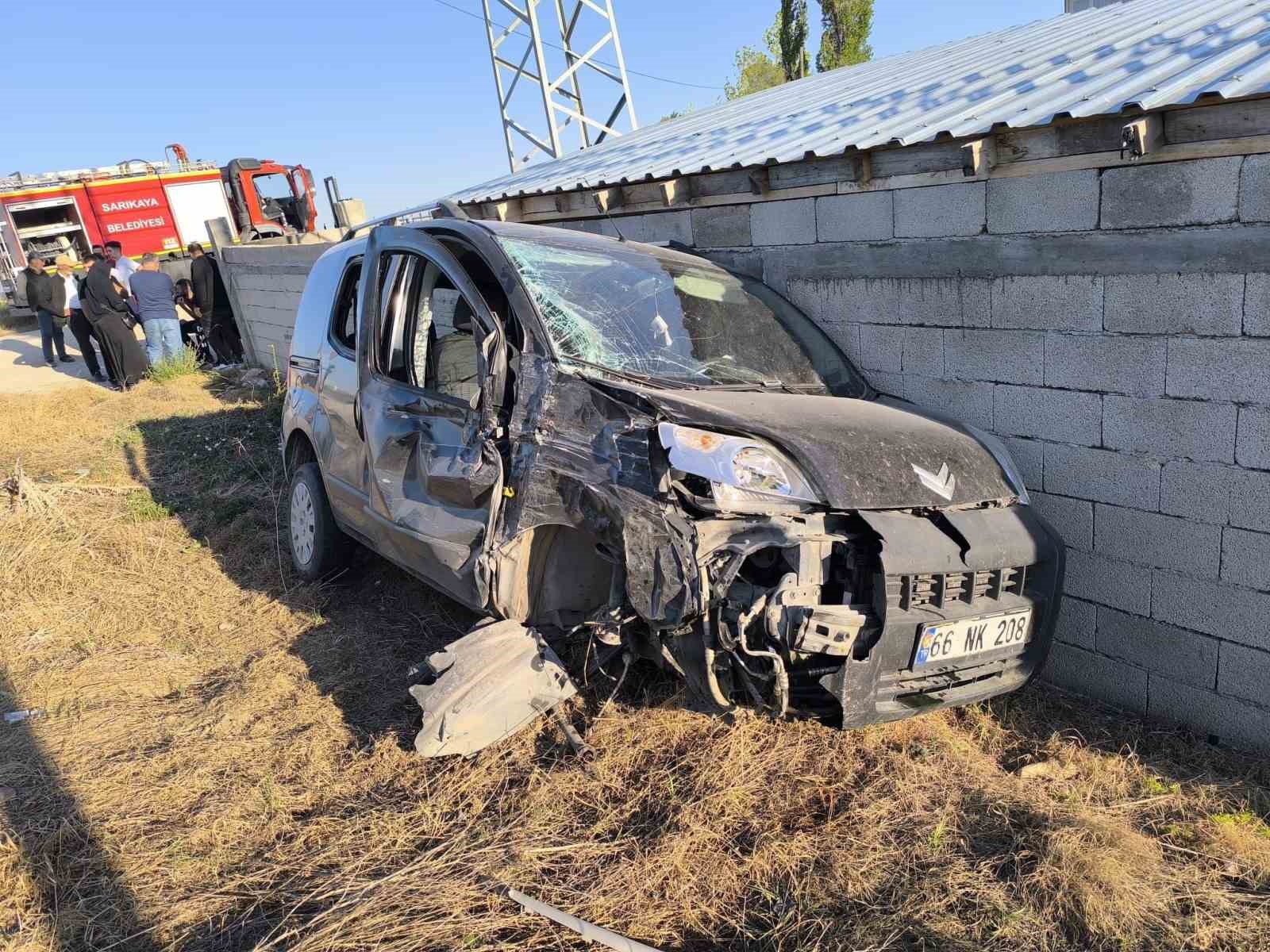 Sarıkaya’da trafik kazası: 3 yaralı 