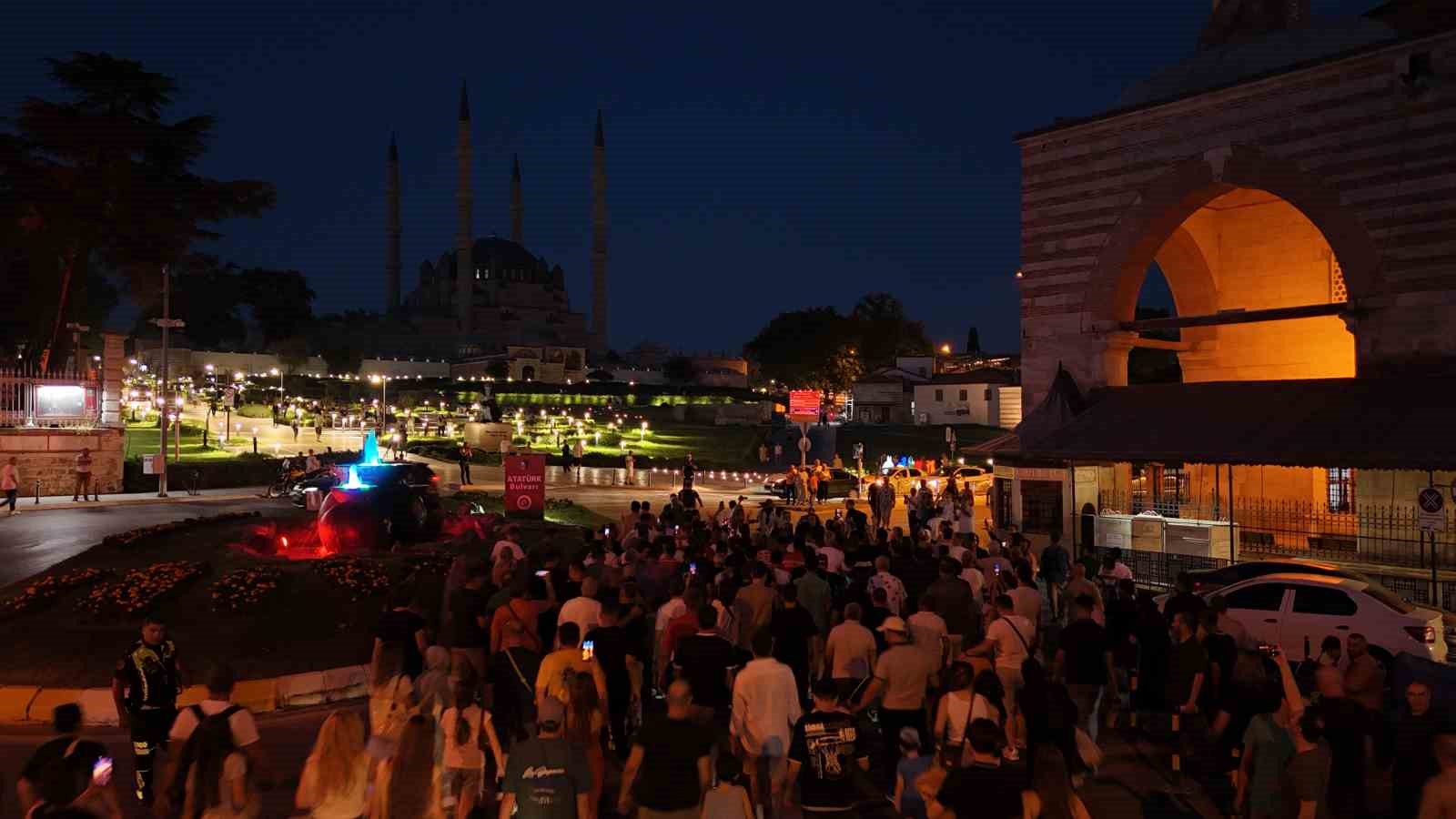 Kırkpınar şampiyonu hamam geleneğini bu yıl da sürdürdü 