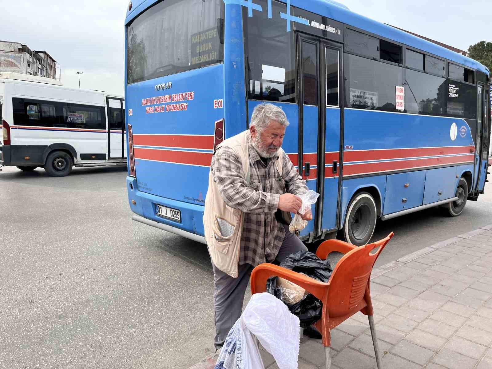 Bozuk paracılığı mesleği yaptı 