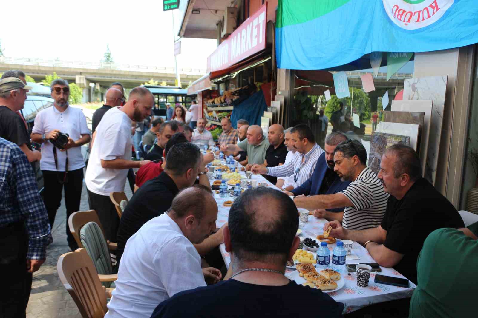 Esnaf, kahvaltıda Rizespor’u ağırladı 