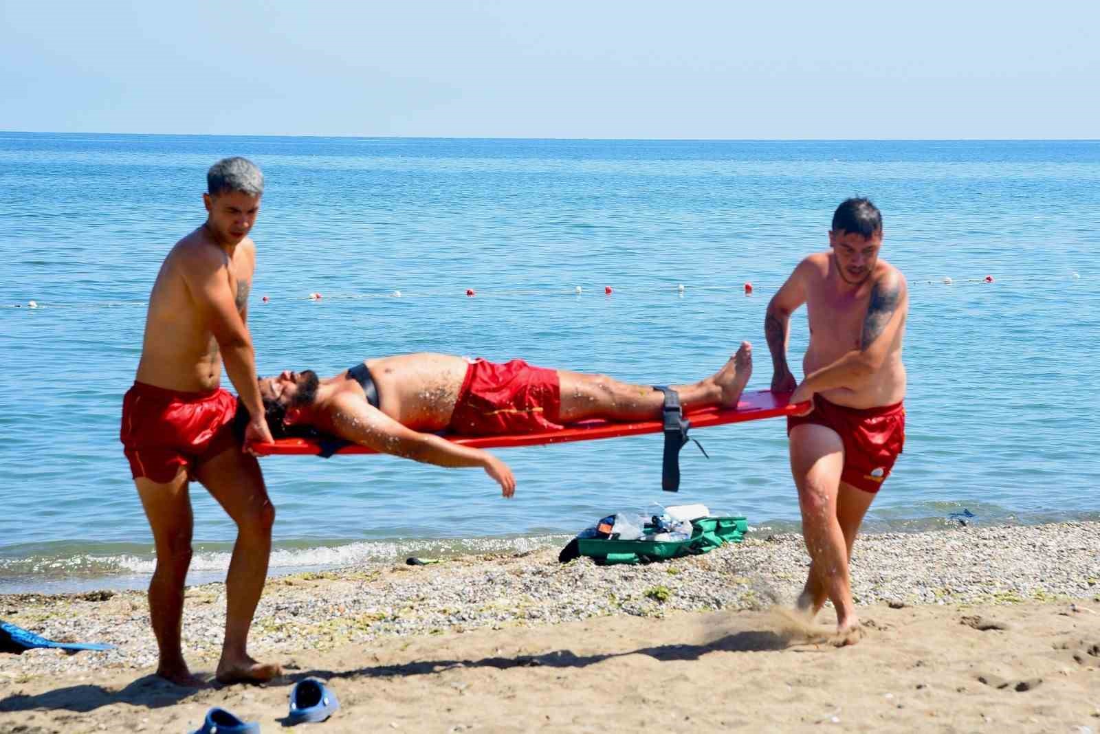 Boğulma vakalarına karşı cankurtaran ekipleri görev başında 