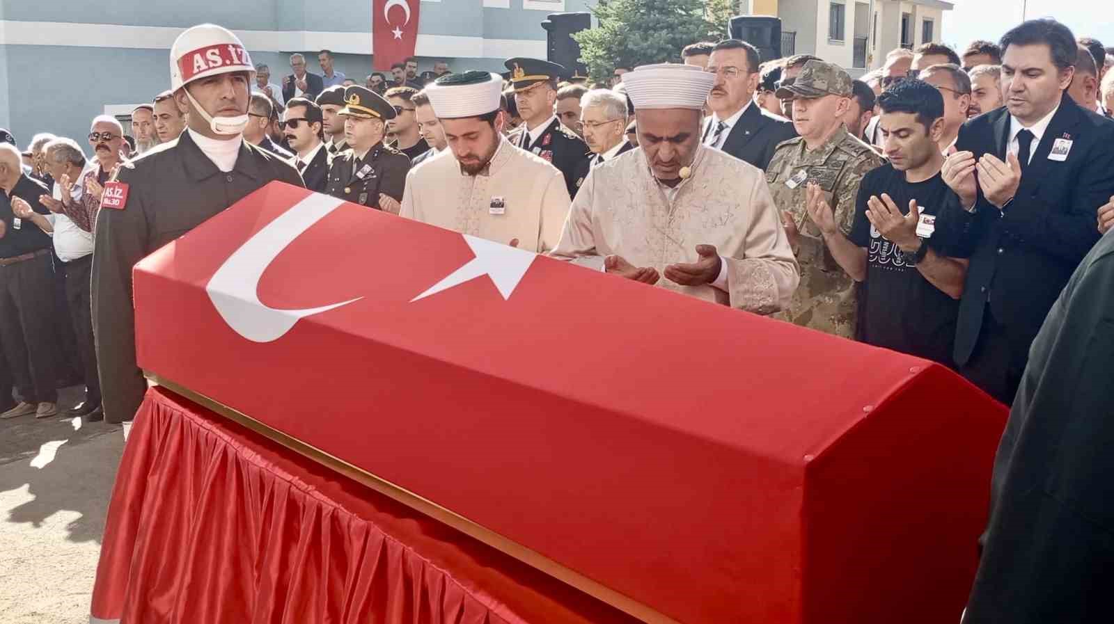 Pençe-Kilit şehidi Malatya’da son yolculuğuna uğurlandı 