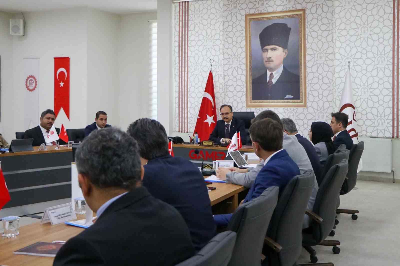 Siirt’te kaçakçılıkla mücadelede 15 operasyonla 2 milyon liralık vergi kaybı önlendi 