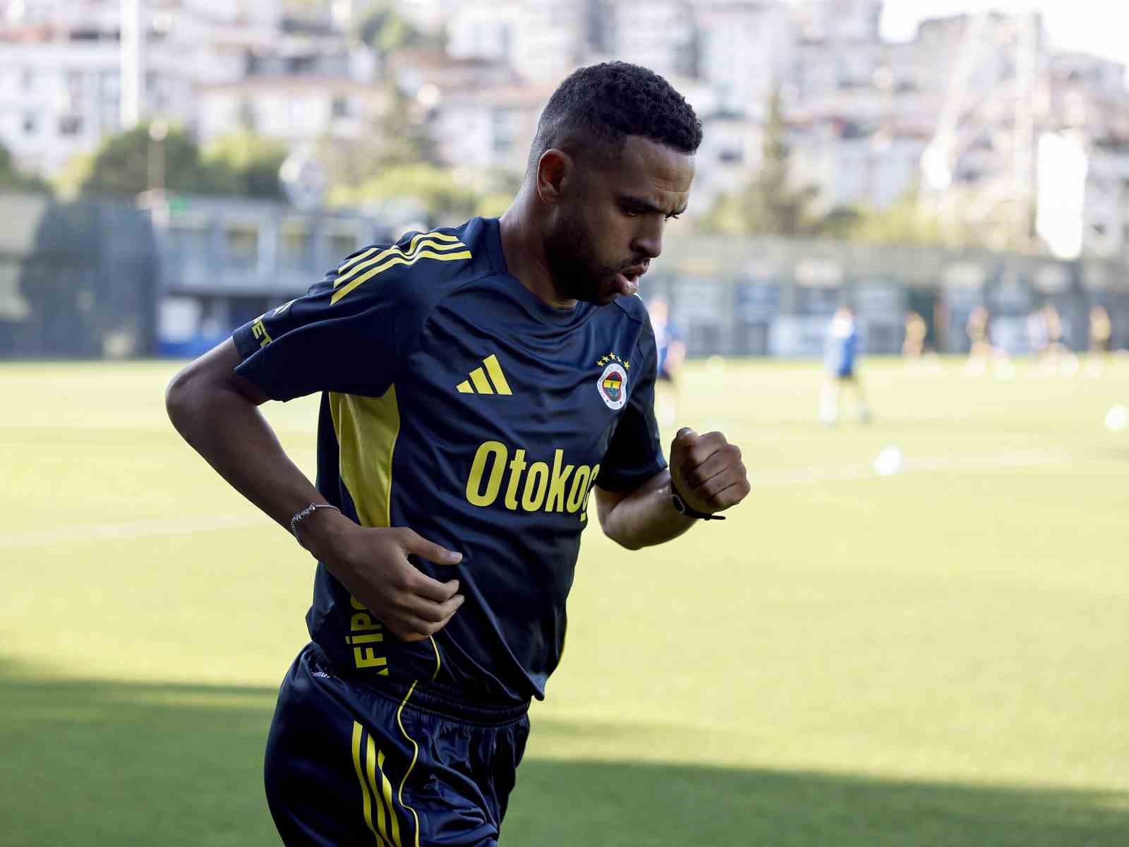 Fenerbahçe’de futbolcular laktat ve kuvvet testlerinden geçti 