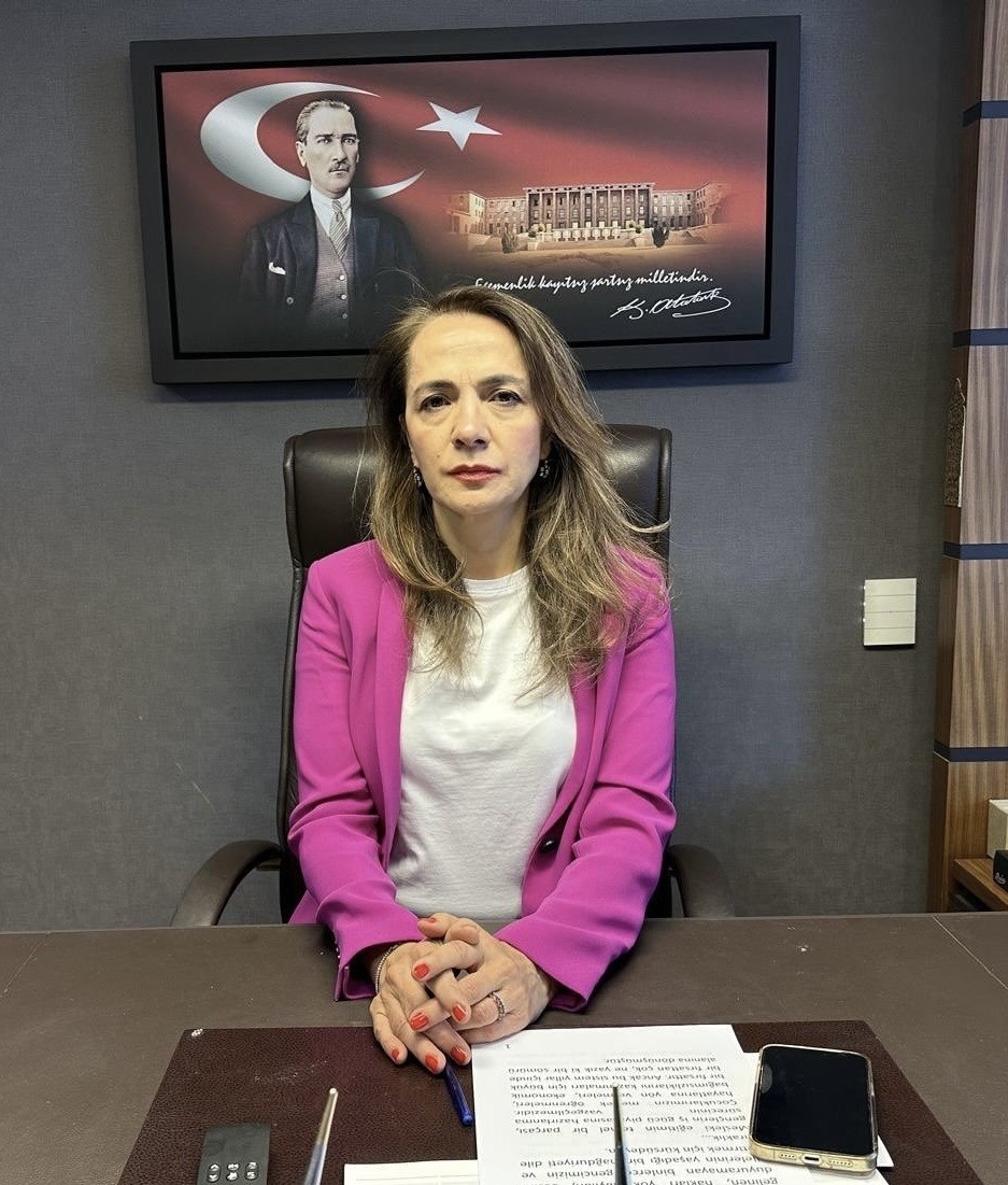 CHP İstanbul Milletvekili İlgezdi, Çanakkale’de trafik kazası geçirdi 