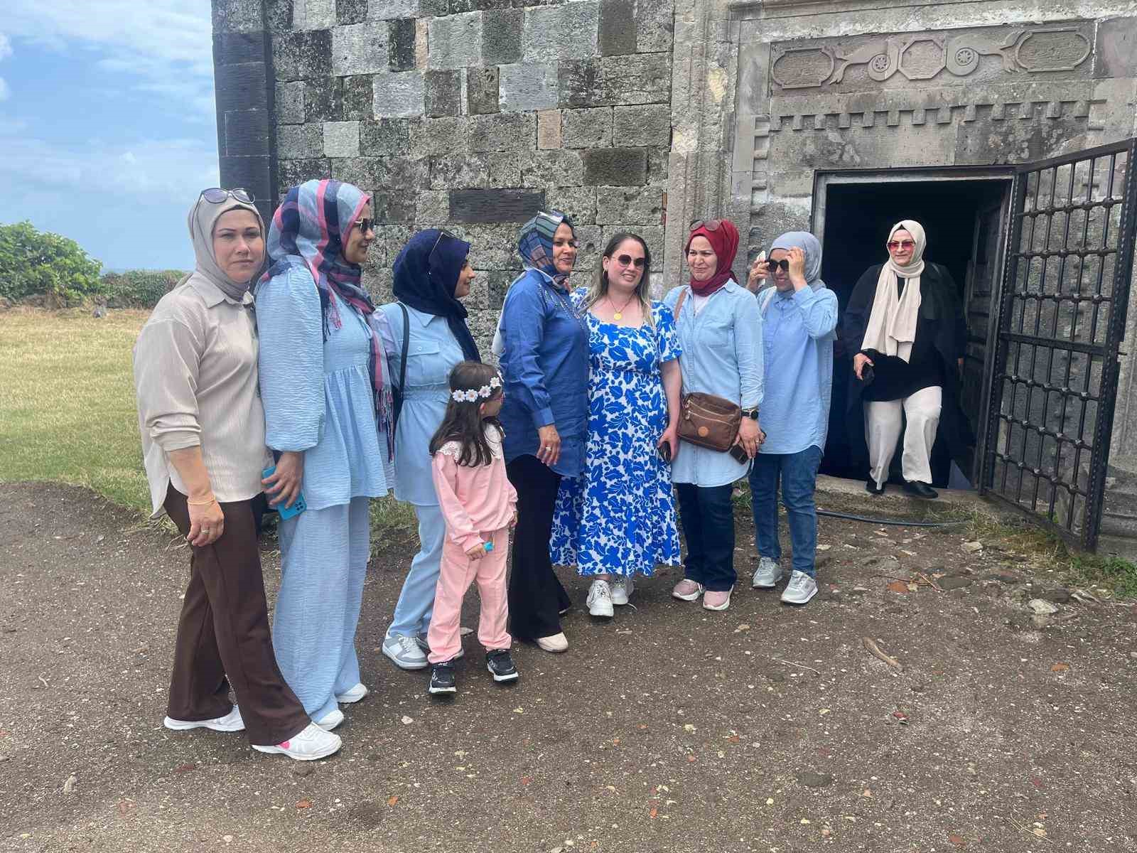 Halk eğitim merkezinden Ordu ve Giresın’a kültür gezisi 