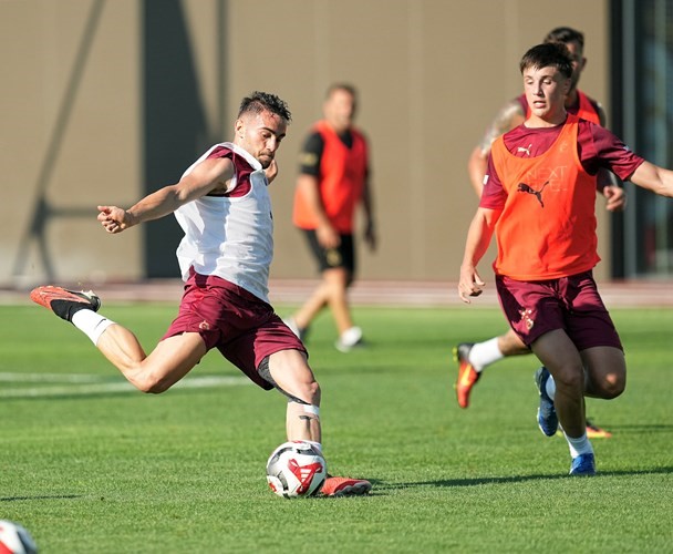 Galatasaray, yeni sezon hazırlıklarına devam etti 