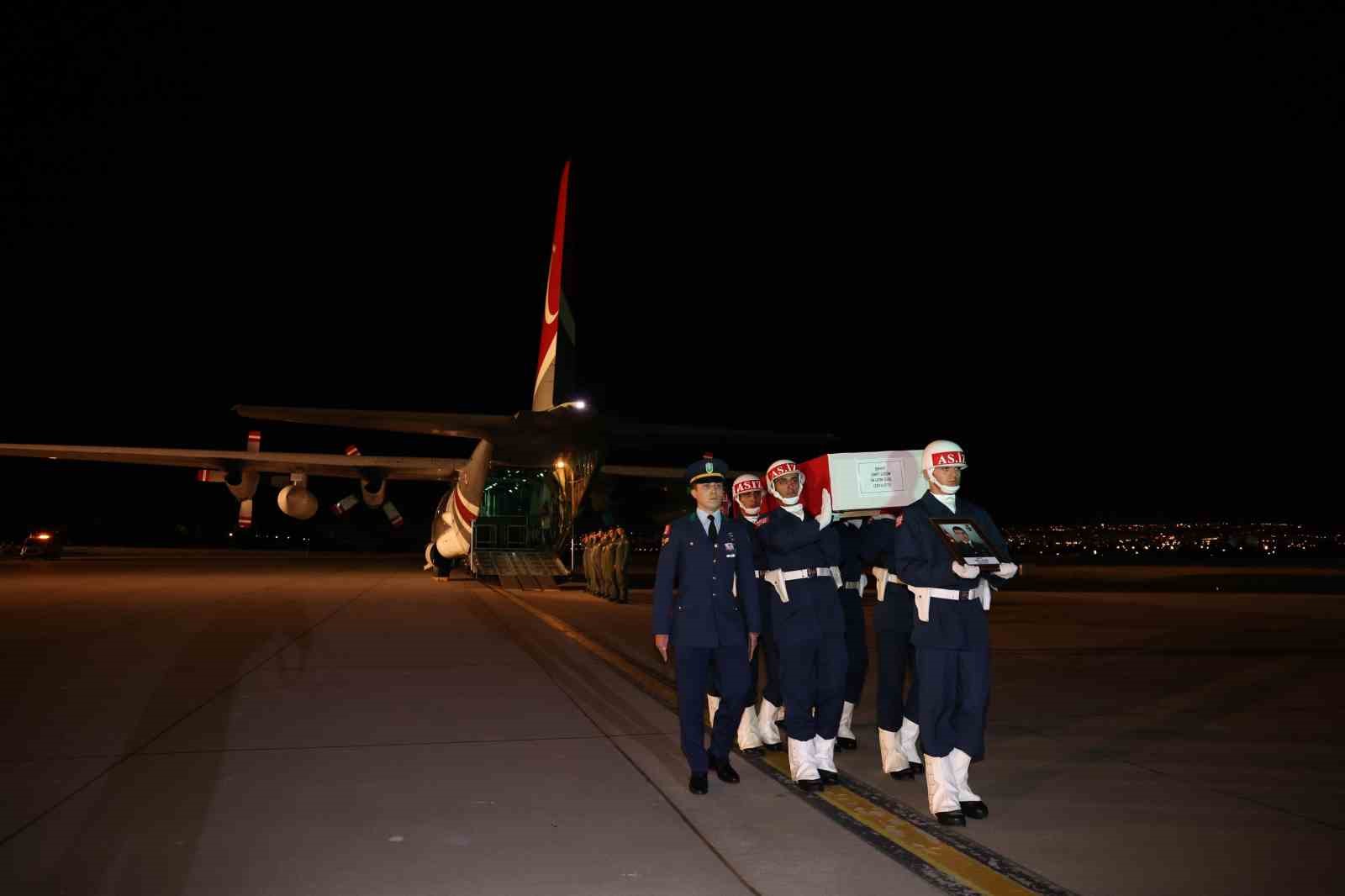 Şehit Ümit Üzüm’ün cenazesi Kayseri’ye getirildi 