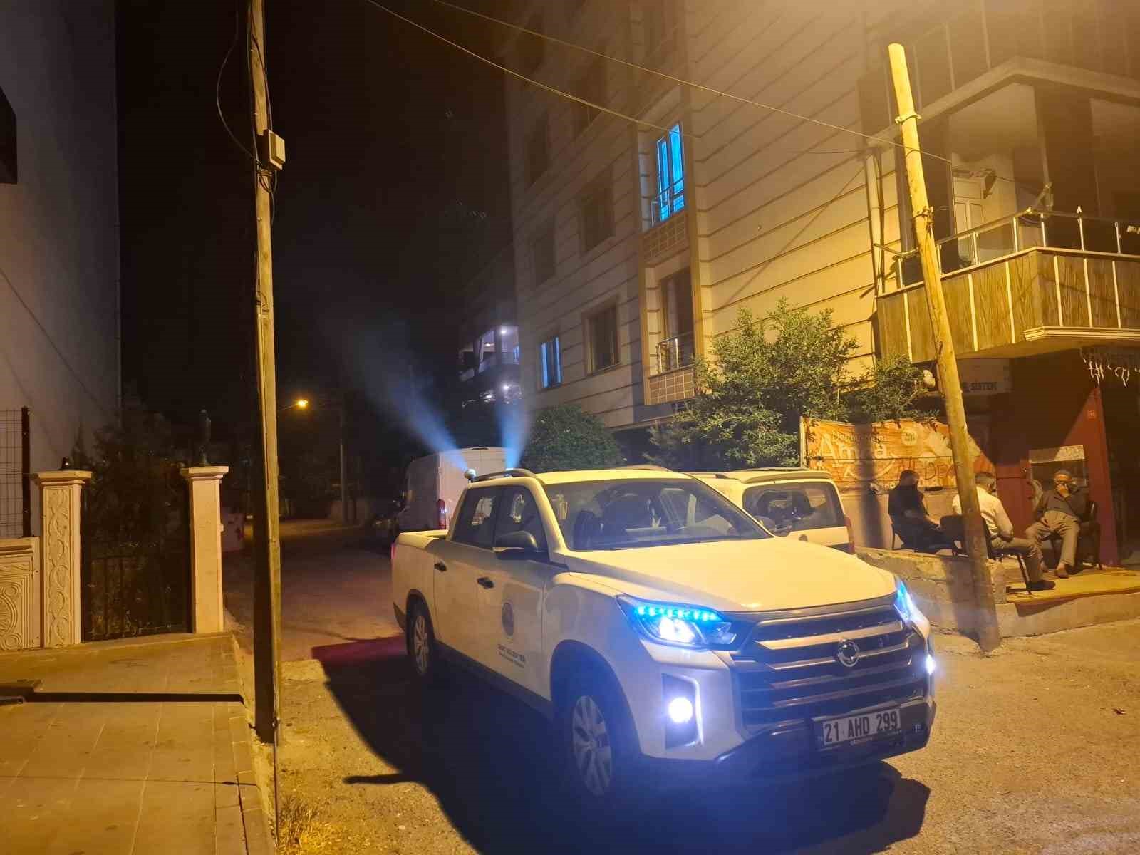 Siirt’te temizlik ve ilaçlama çalışmaları sürüyor 