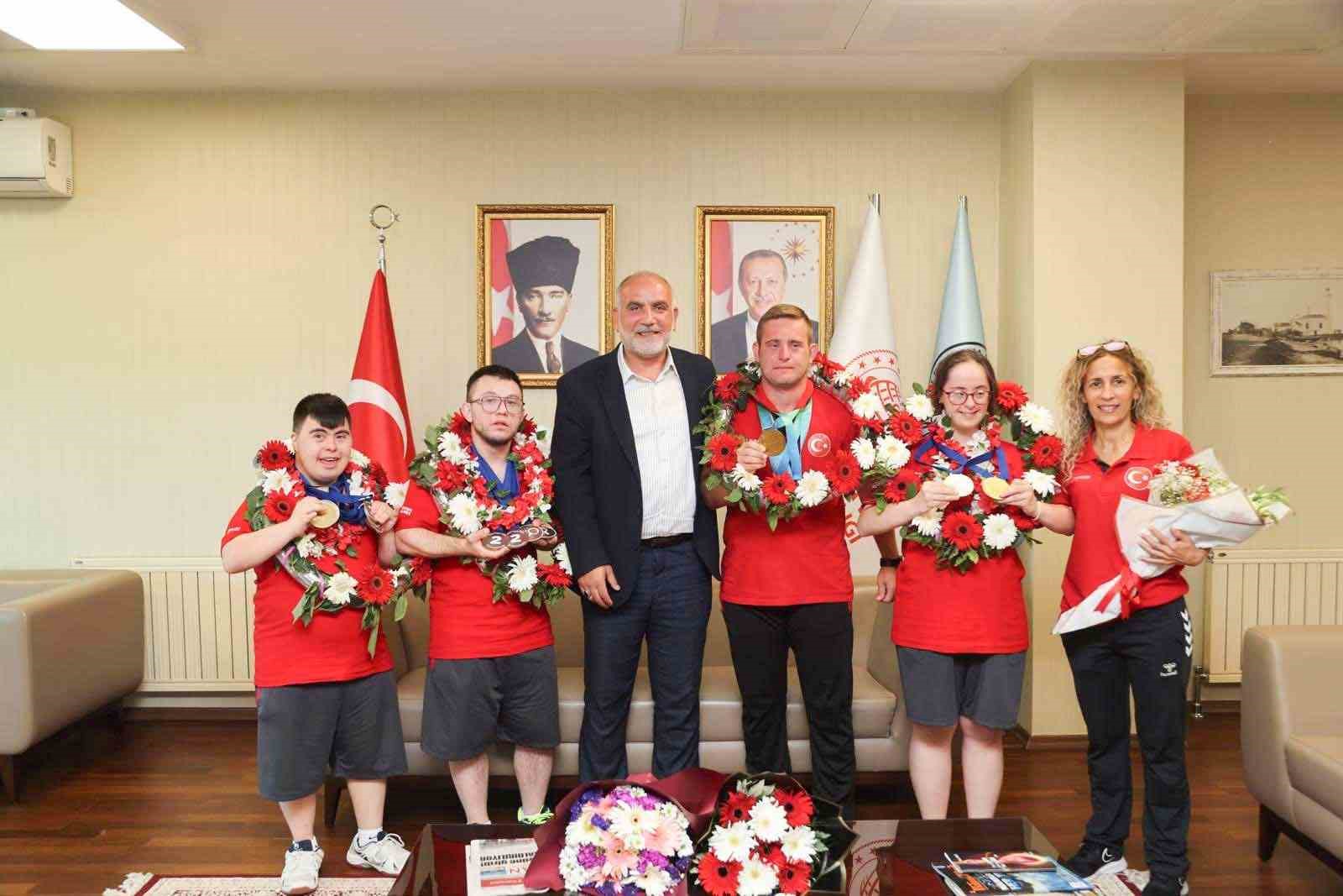 Canikli özel sporculardan Avrupa’da tarihi zafer 
