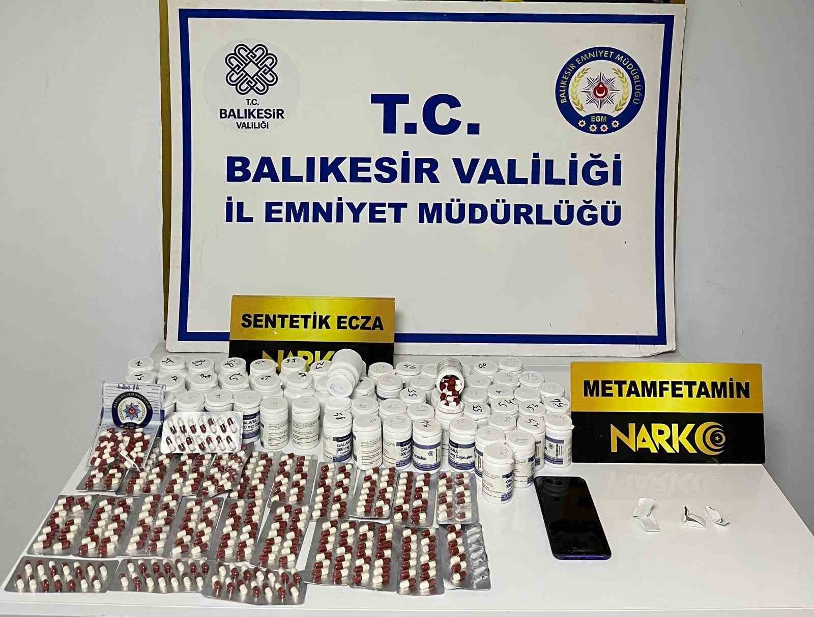 Uslanmayan uyuşturucu satıcısı 4 bin sentetik hapla yine yakalandı 