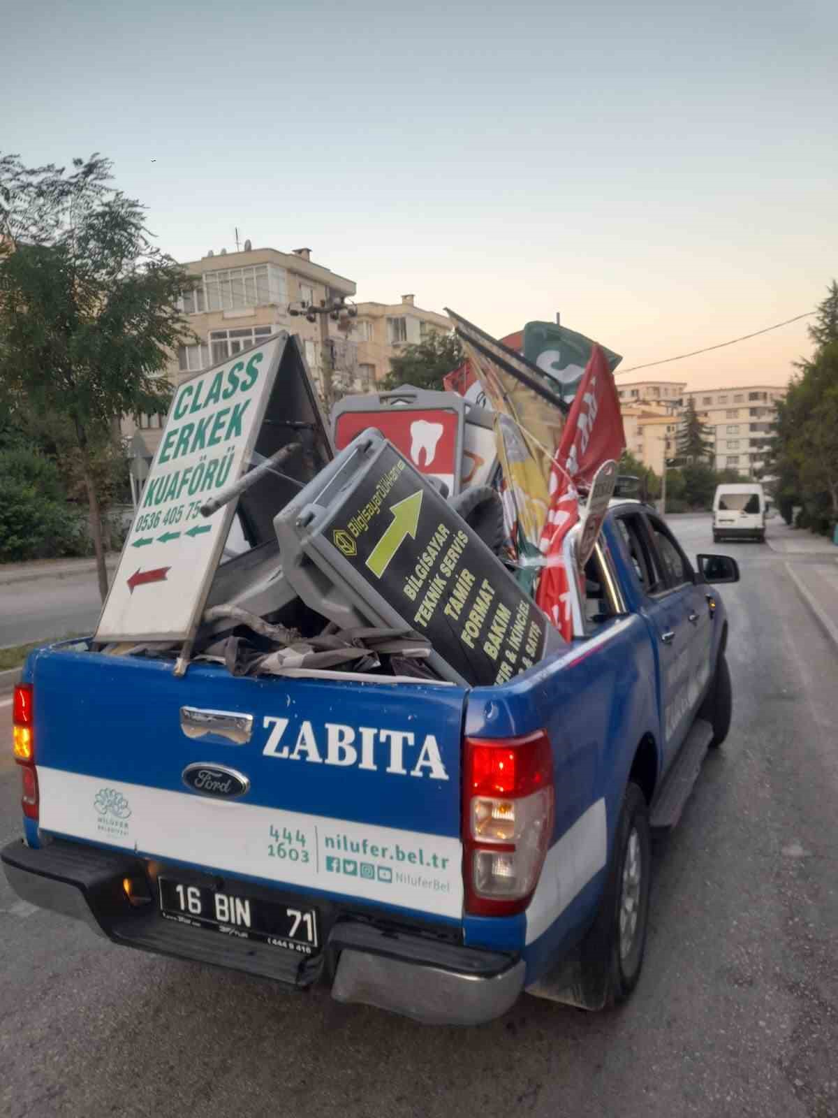 Nilüfer’de izinsiz afişlere geçit yok 